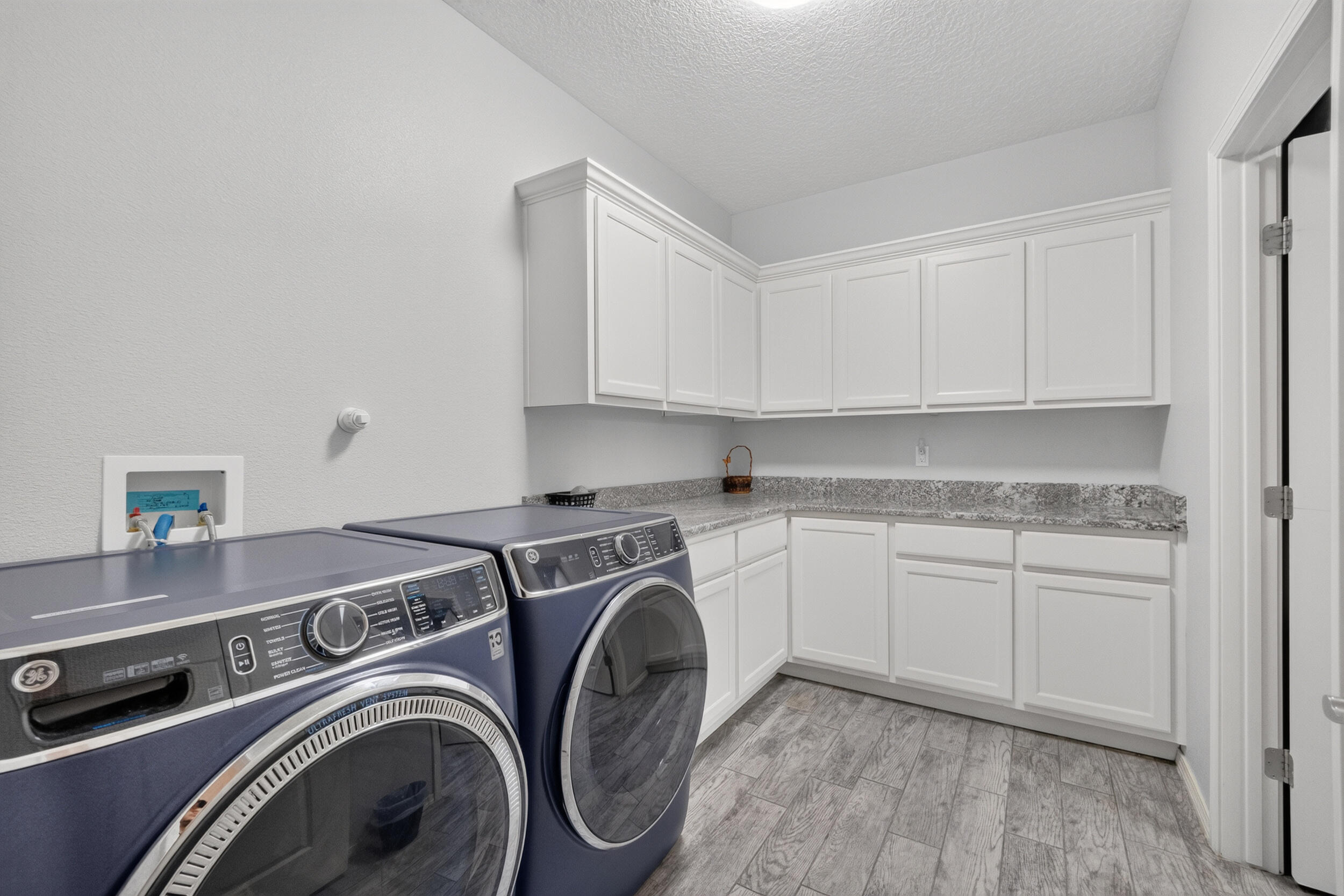 Photo 13 — 134 Orona Road