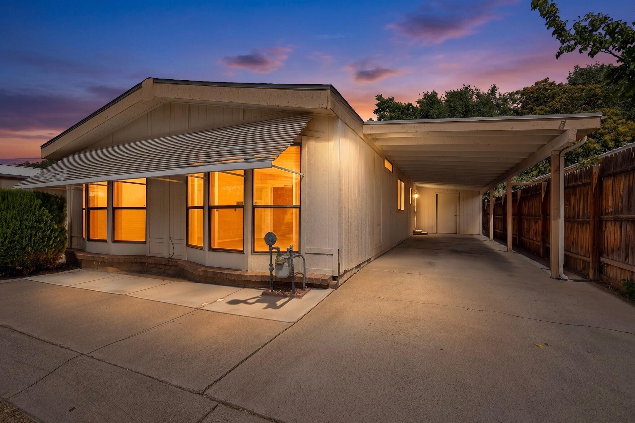 8524 River Street NE, Albuquerque, NM 87113