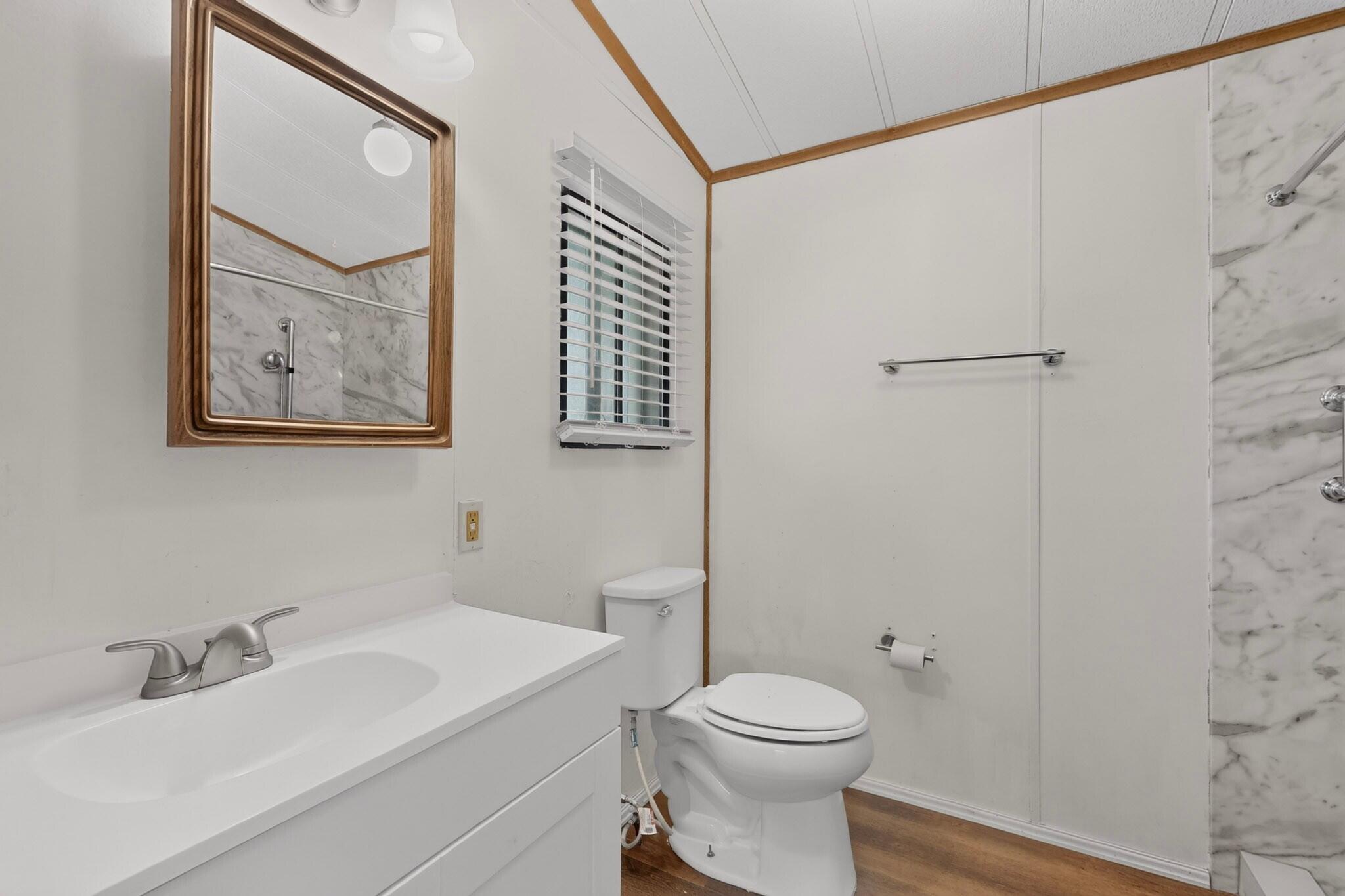 Photo 18 — 8524 River Street NE