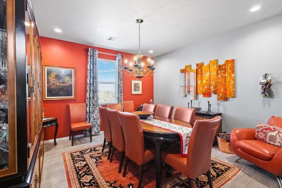 Photo 14 — 5518 Desert Sky Court NE
