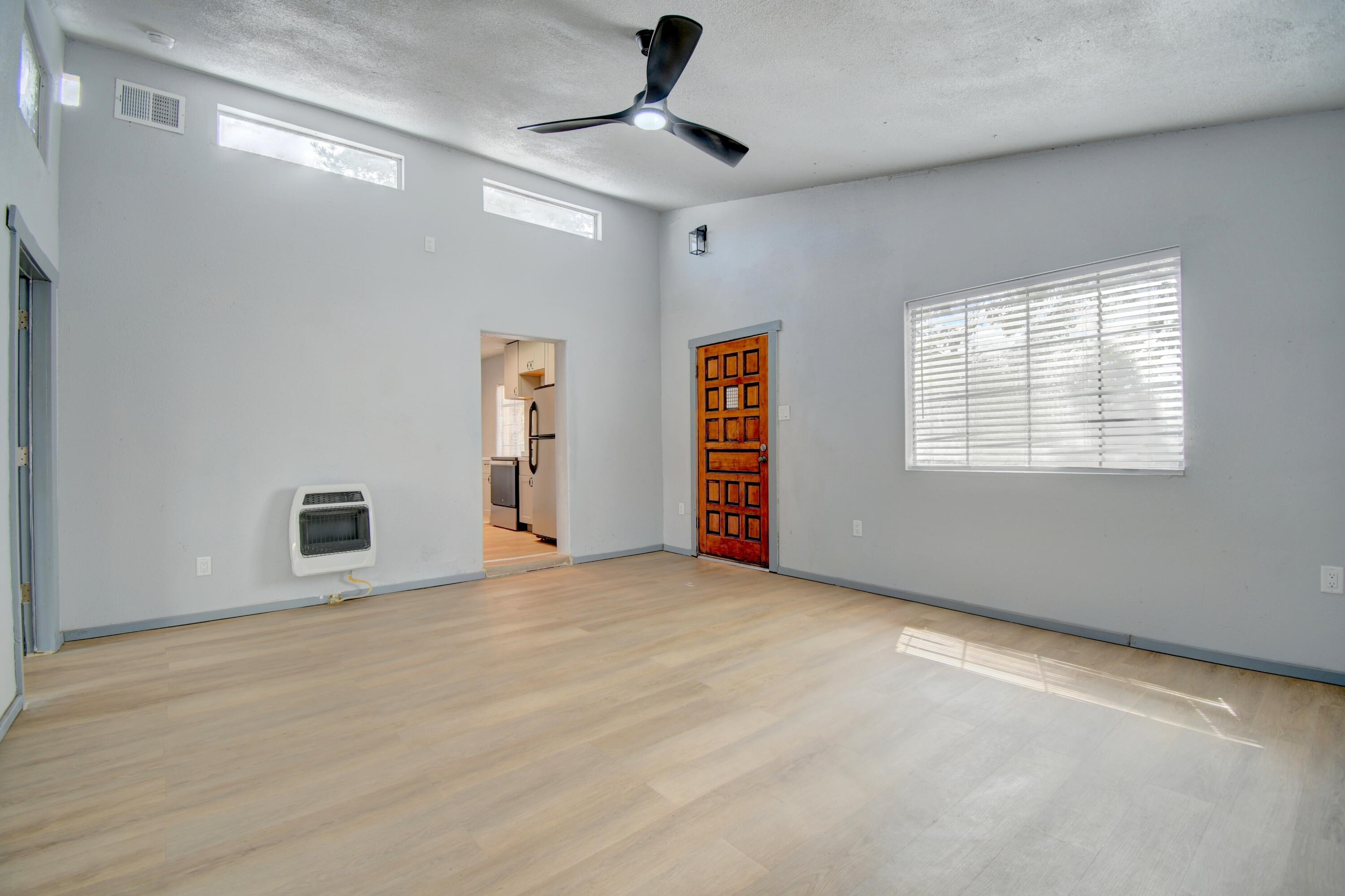 Photo 14 — 2708 Monroe Street NE