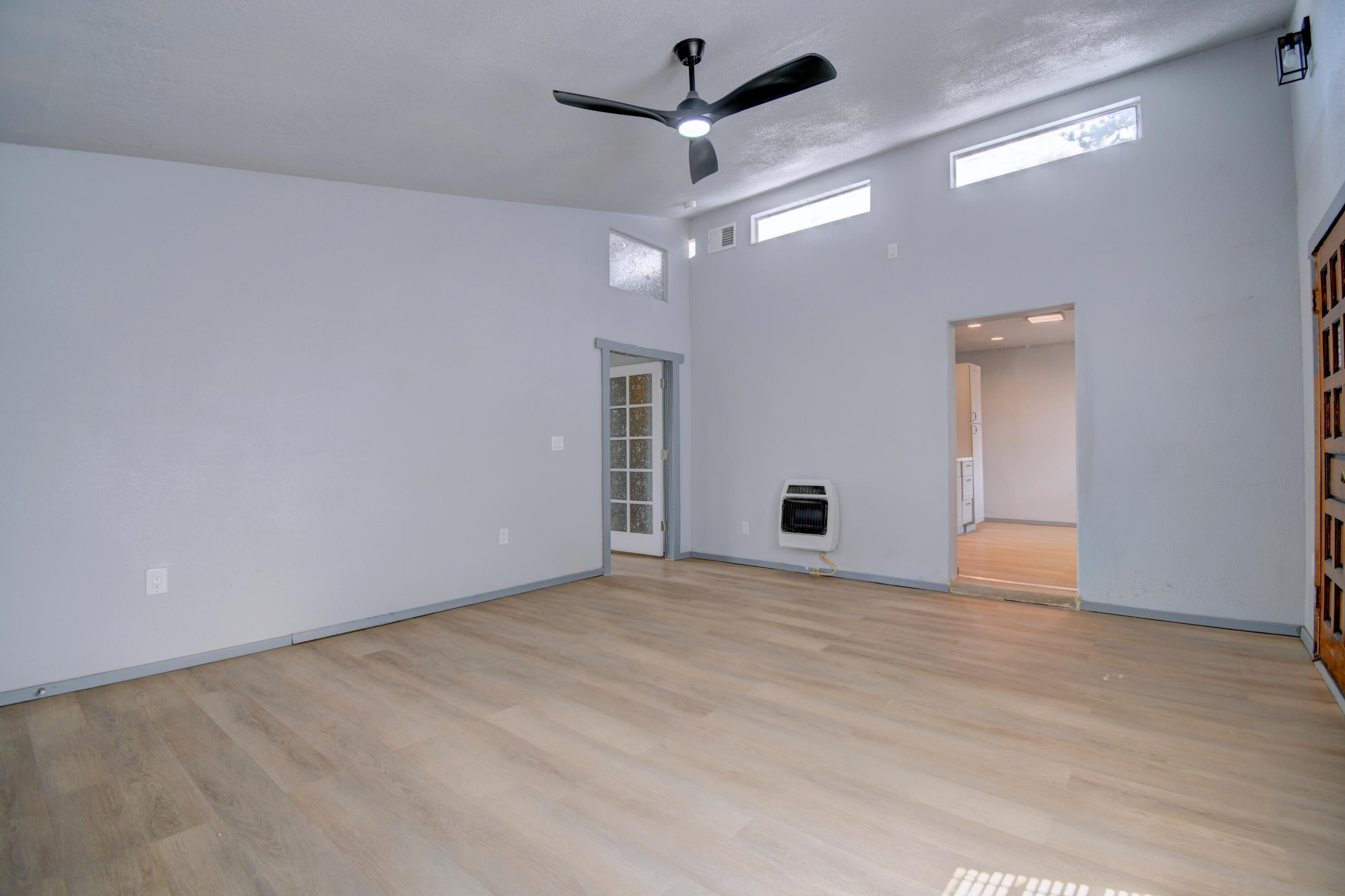 Photo 13 — 2708 Monroe Street NE