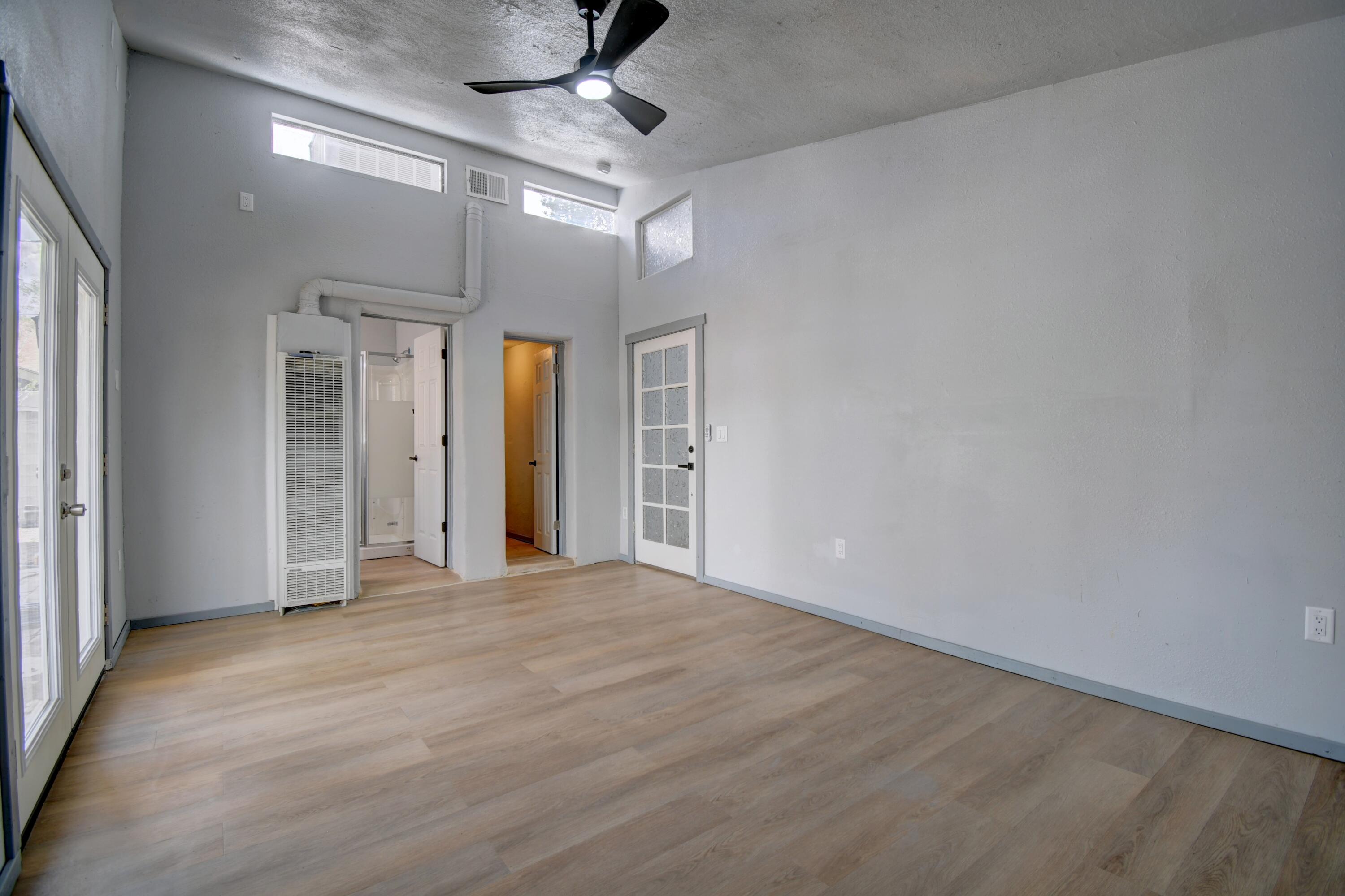 Photo 9 — 2708 Monroe Street NE