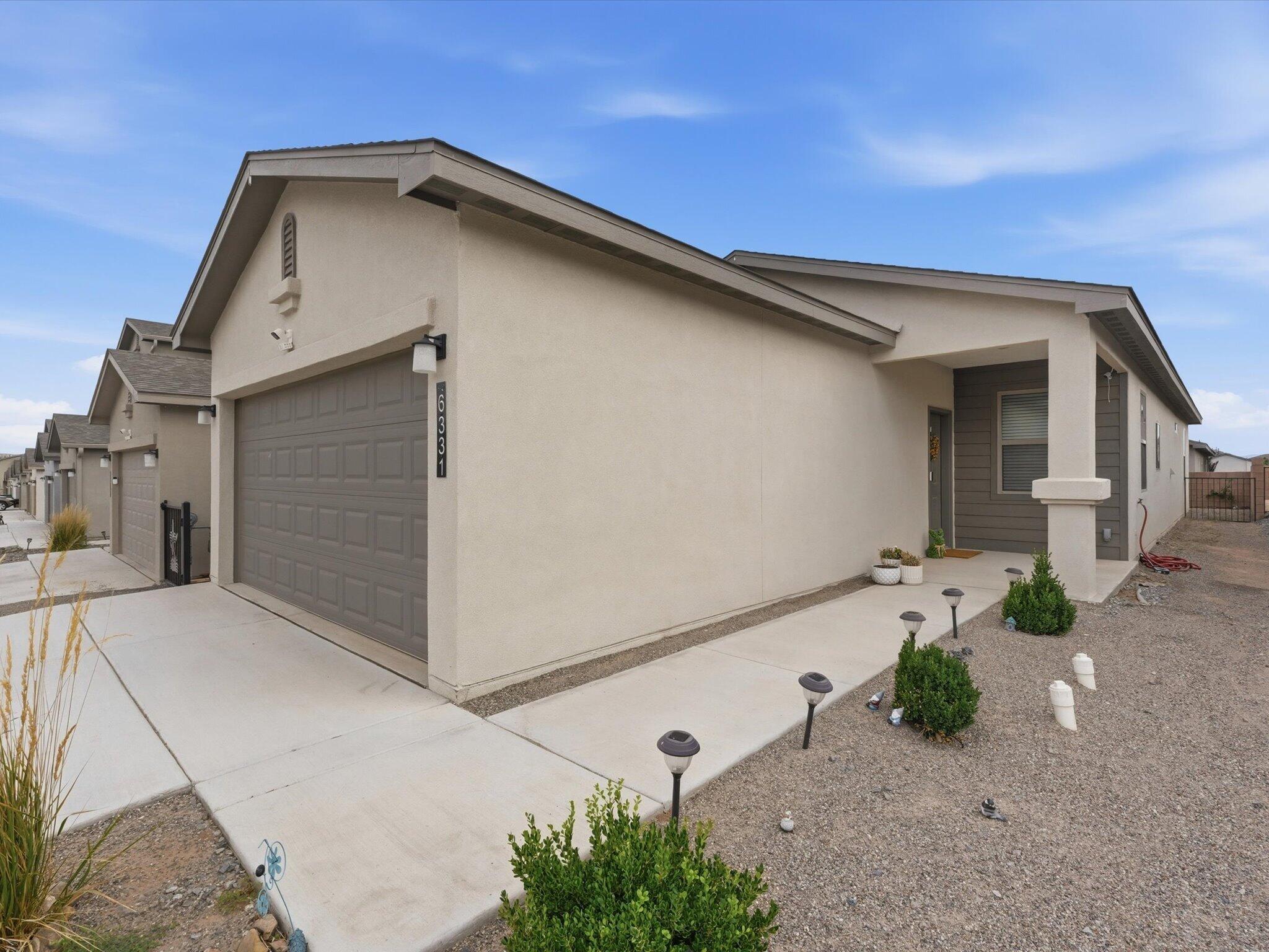Photo 5 — 6331 Gannett Drive NE