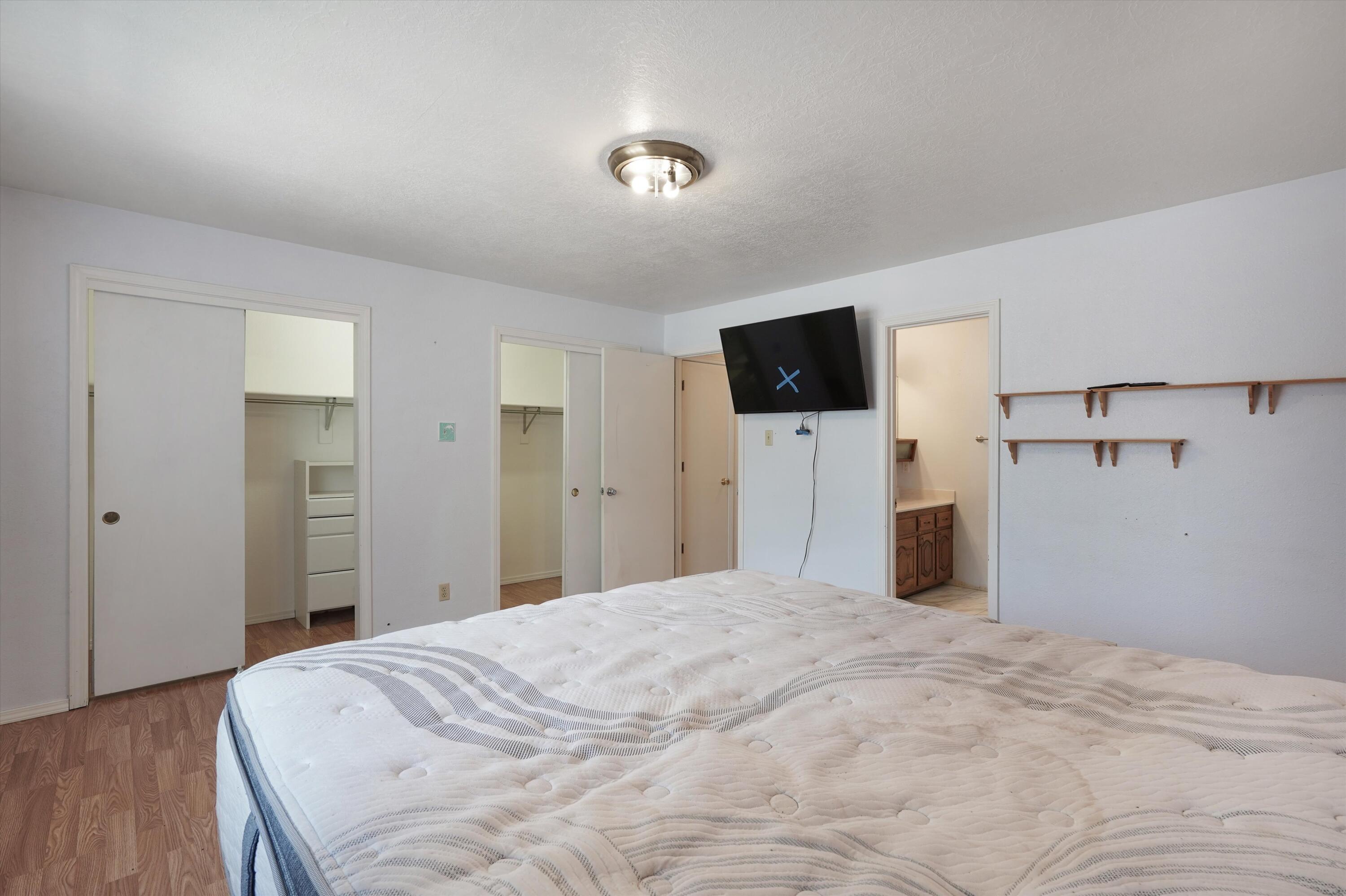 Photo 14 — 3716 General Stilwell Street NE
