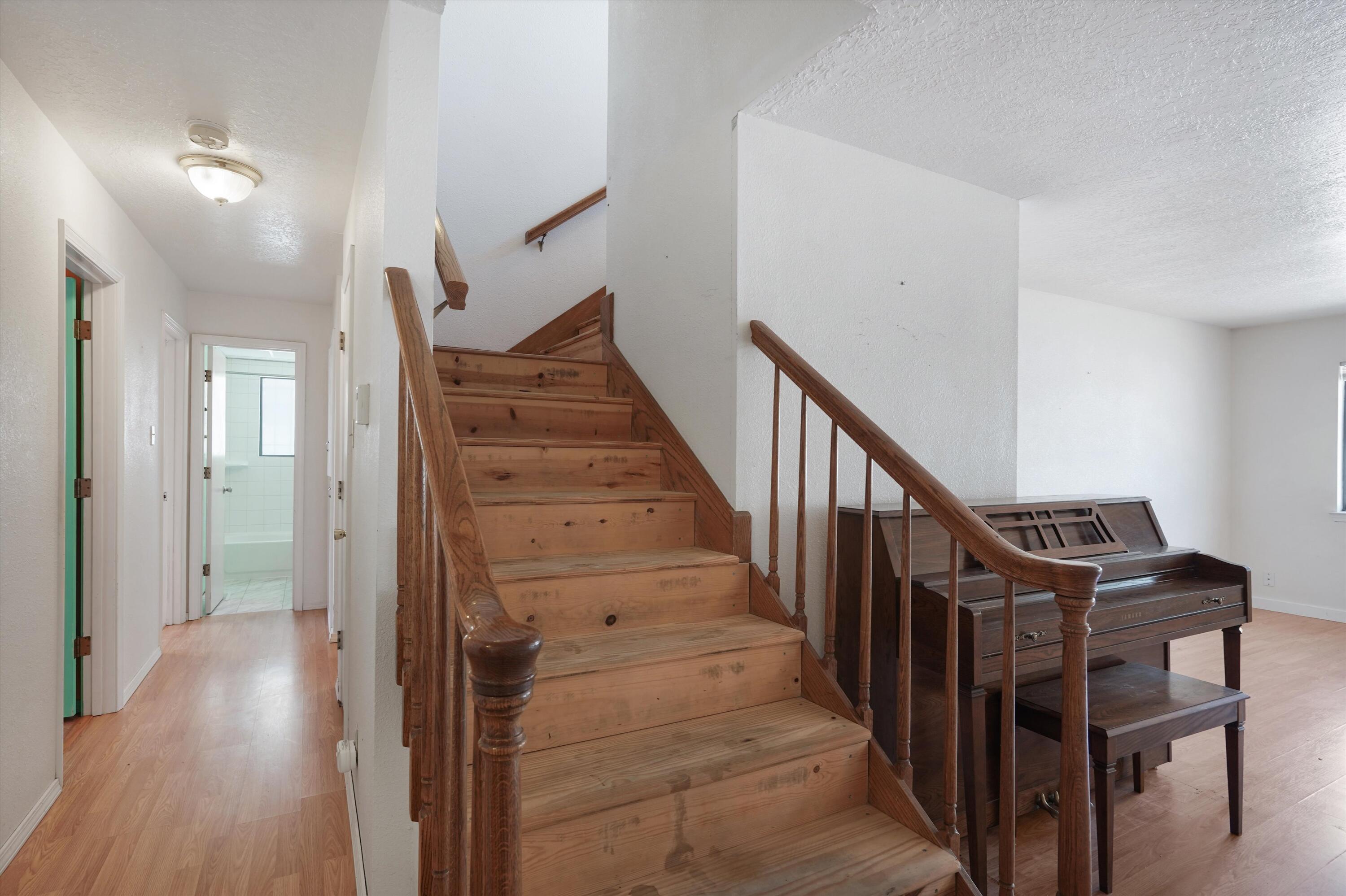 Photo 11 — 3716 General Stilwell Street NE