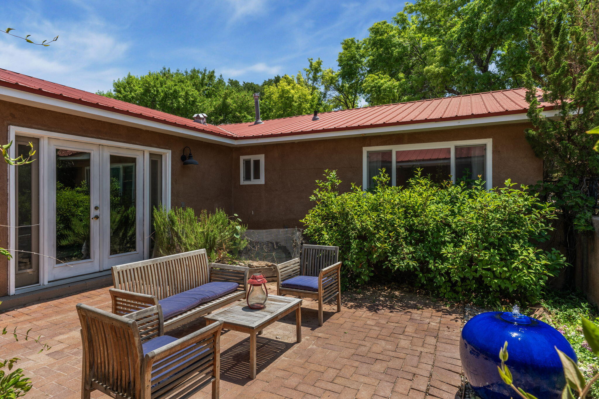 310 Country Lane, Bosque Farms, NM 87068