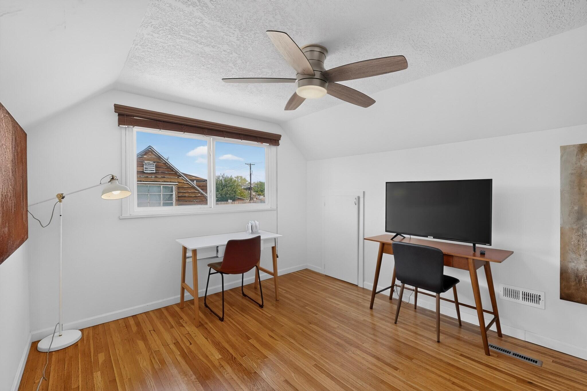 Photo 15 — 1816 Stanford Drive SE