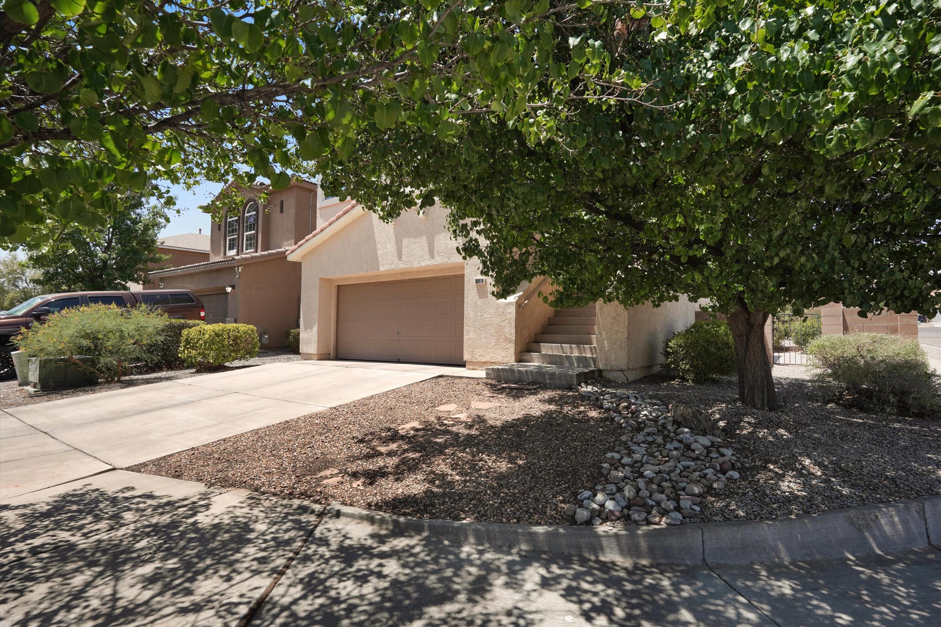10919 Dream Weaver Drive NW, Albuquerque, NM 87114