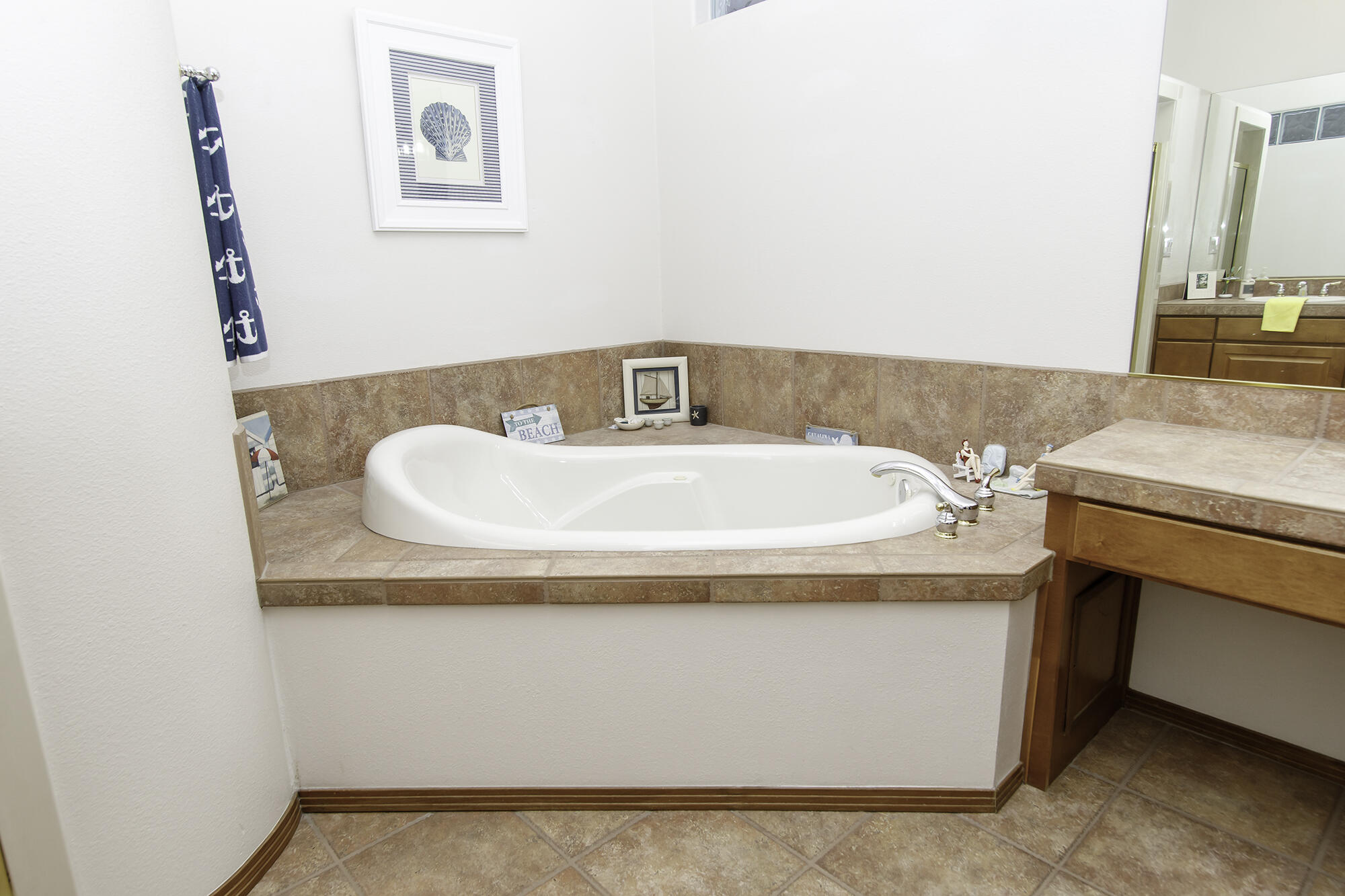 Photo 9 — 3816 Oxbow Village Lane NW