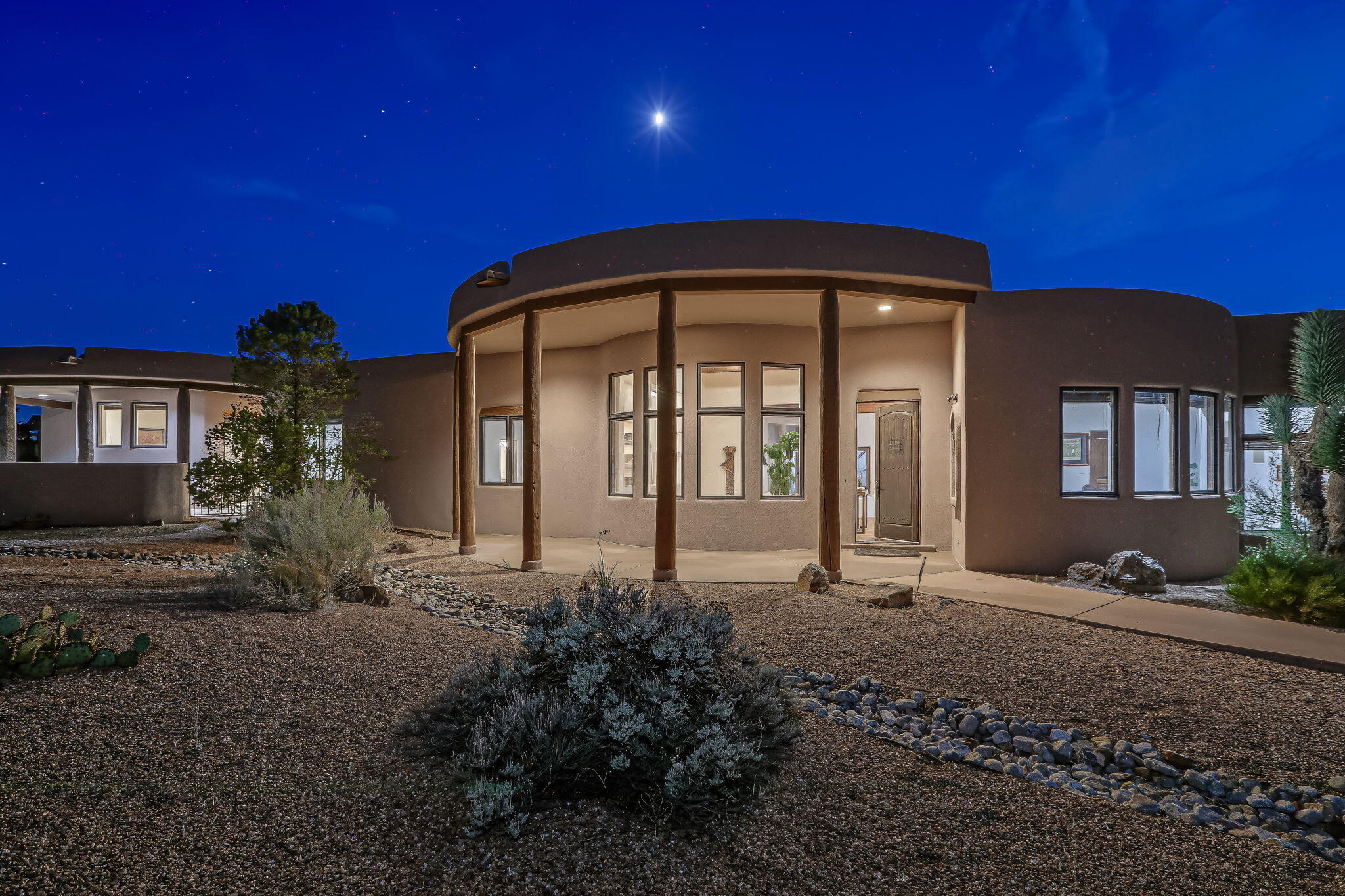 Photo 5 — 9800 Desert Mountain Road NE