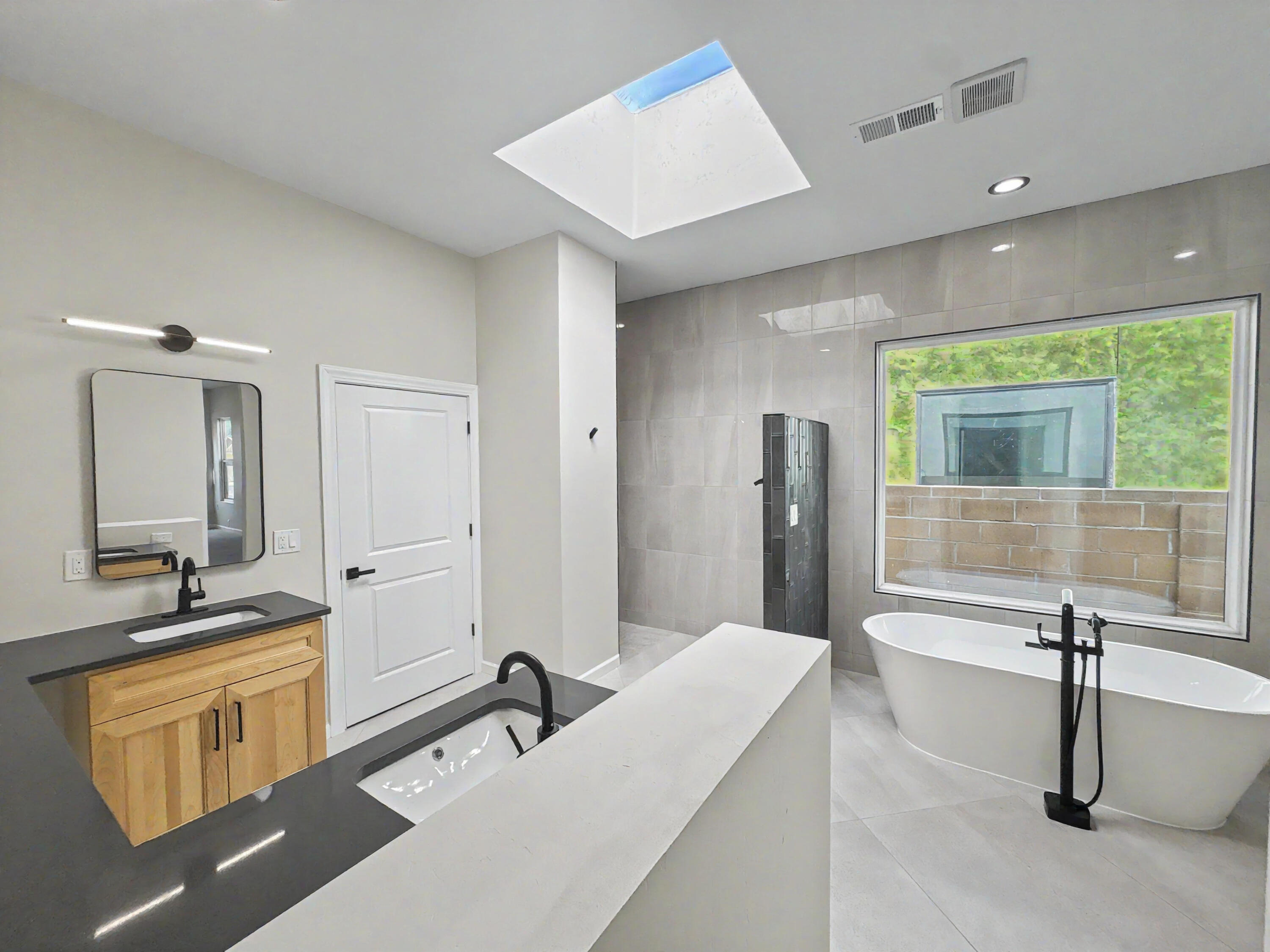 Photo 12 — 1321 Van Cleave Road NW