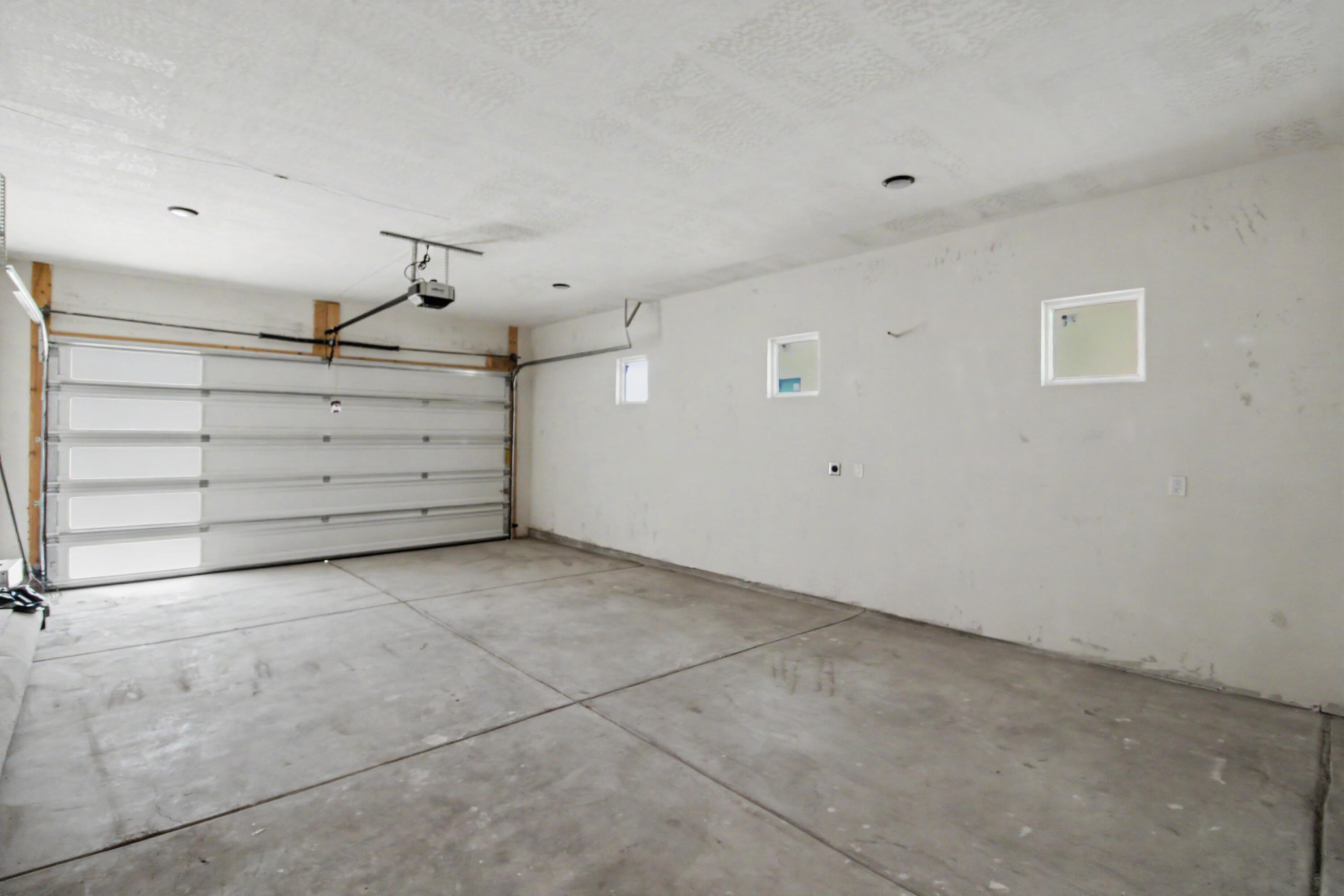 Photo 17 — 1321 Van Cleave Road NW