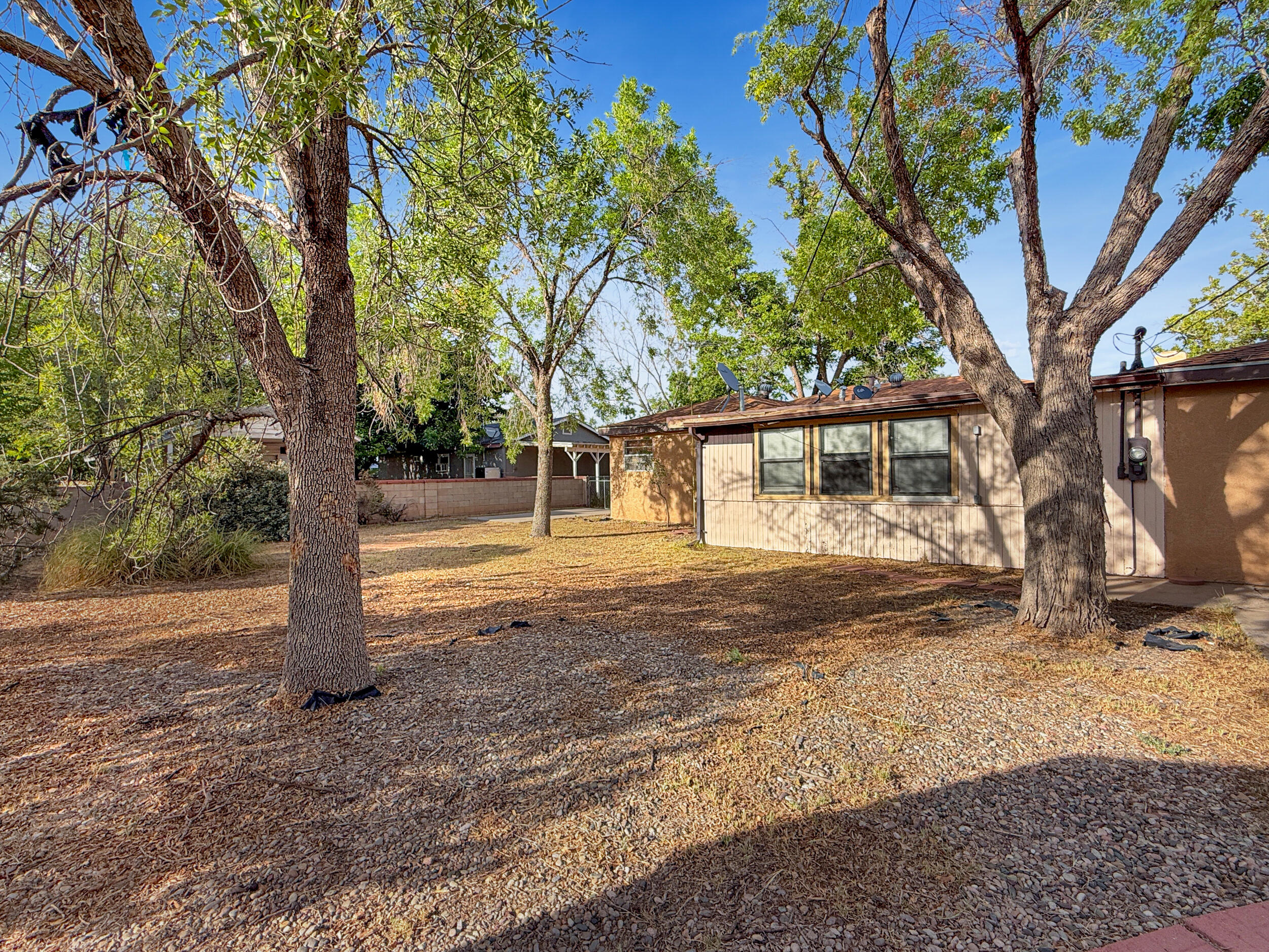 Photo 3 — 621 Campana Drive