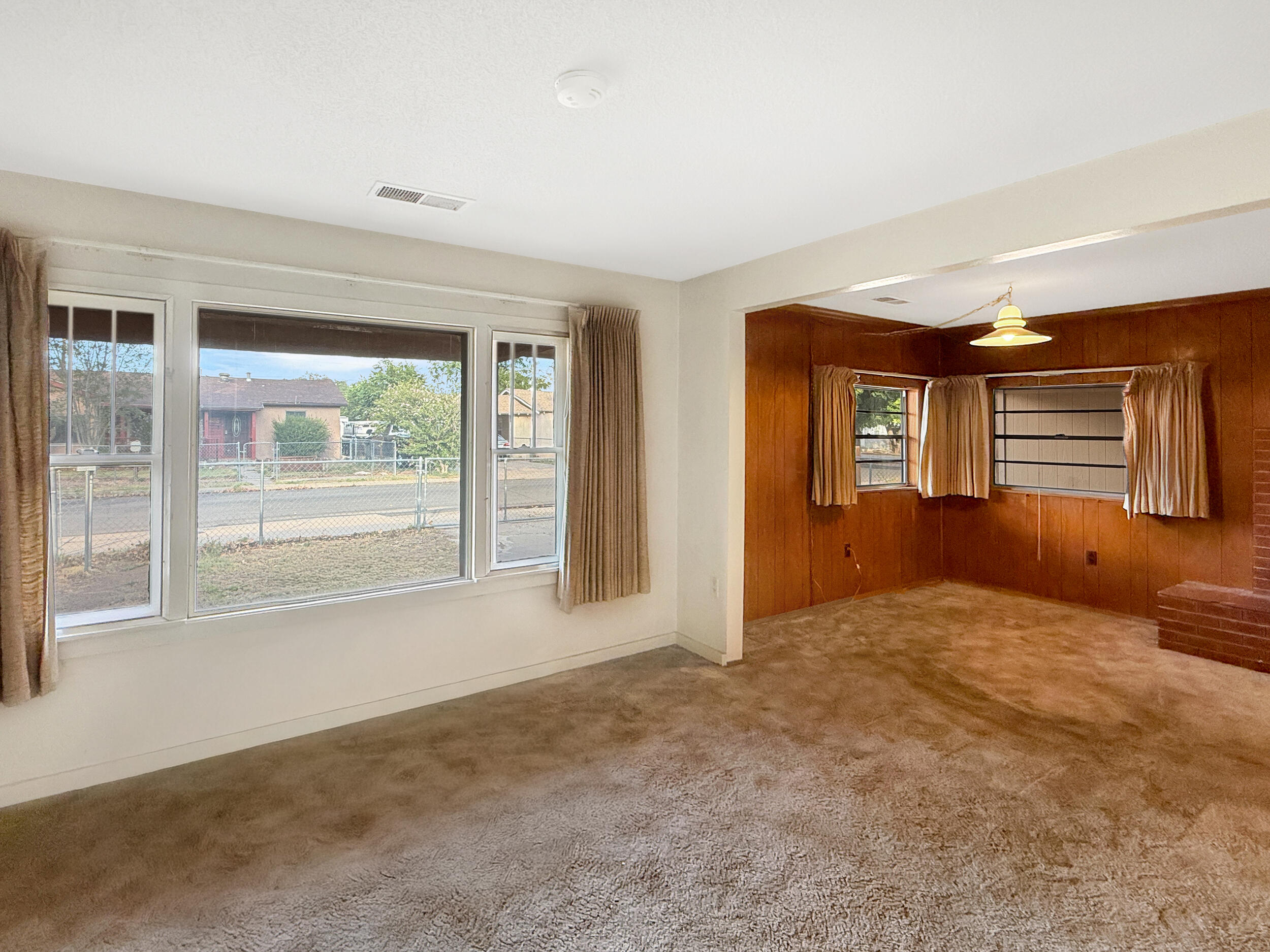 Photo 19 — 621 Campana Drive