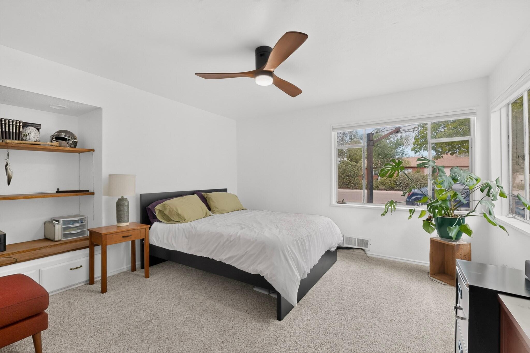 Photo 20 — 1401 Dartmouth Drive NE