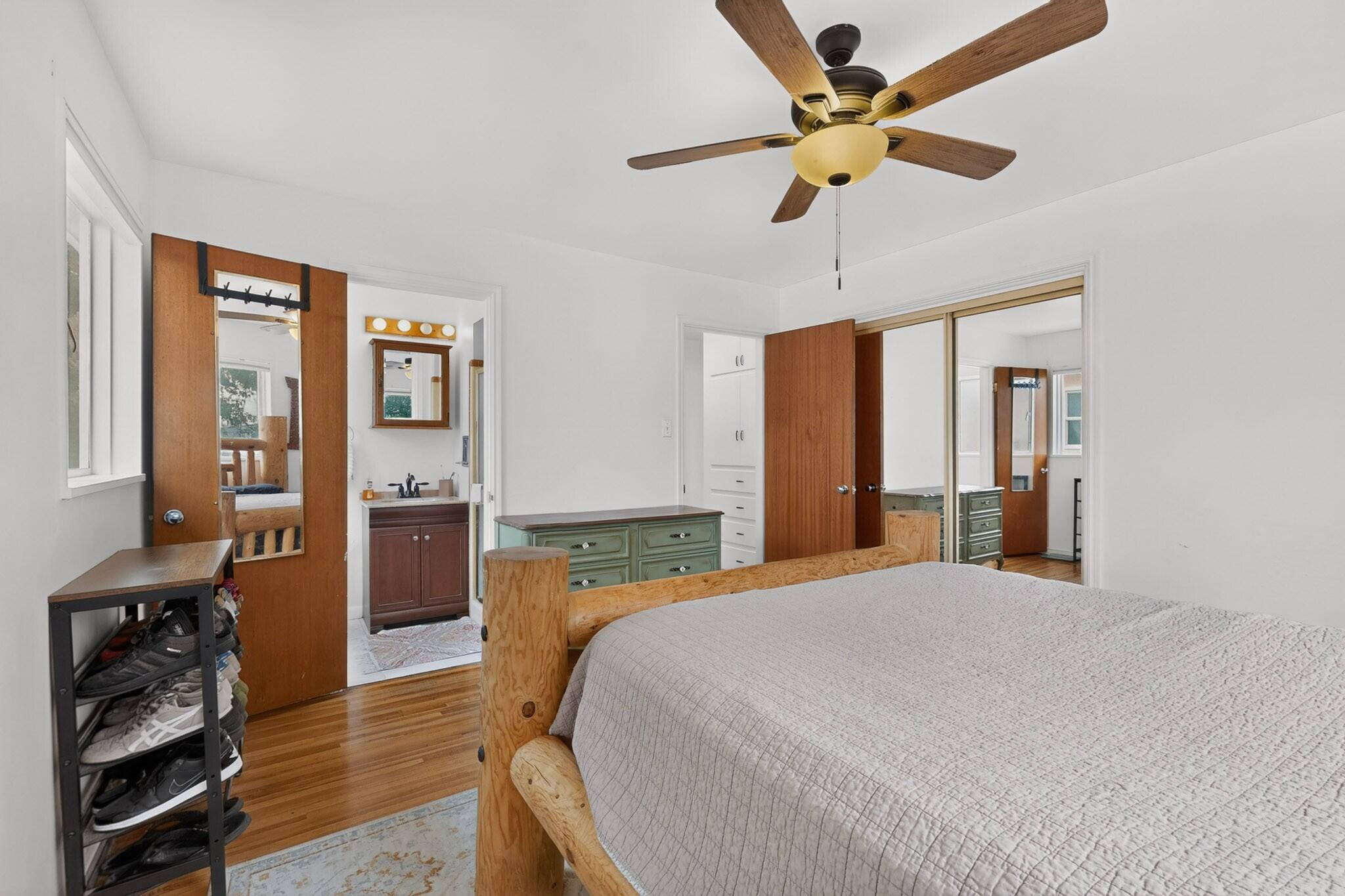 Photo 9 — 1401 Dartmouth Drive NE
