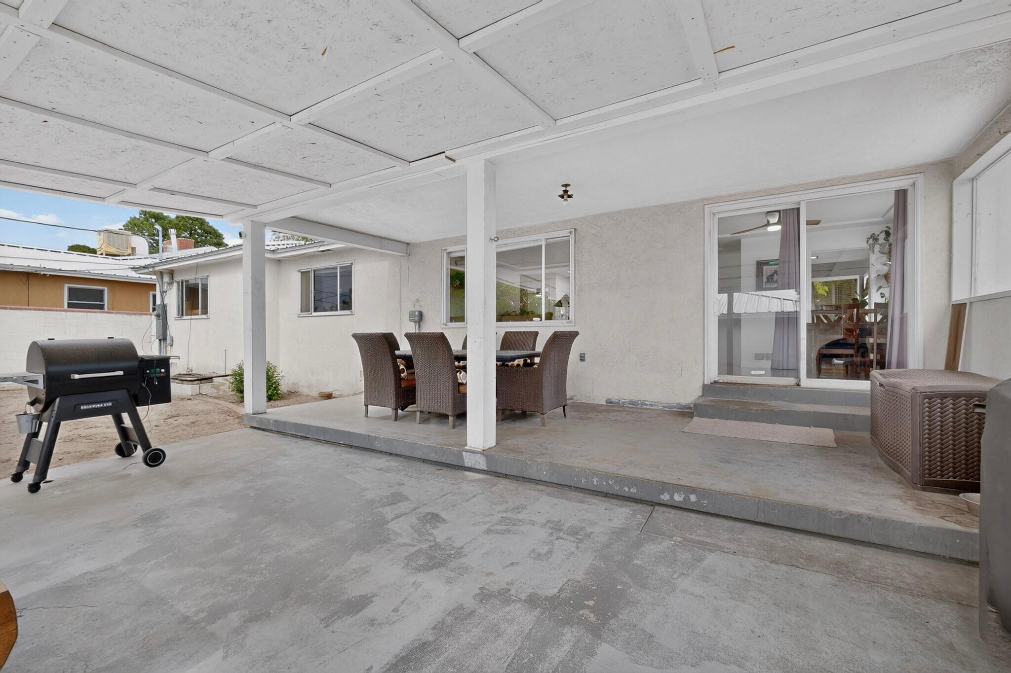 Photo 6 — 1401 Dartmouth Drive NE