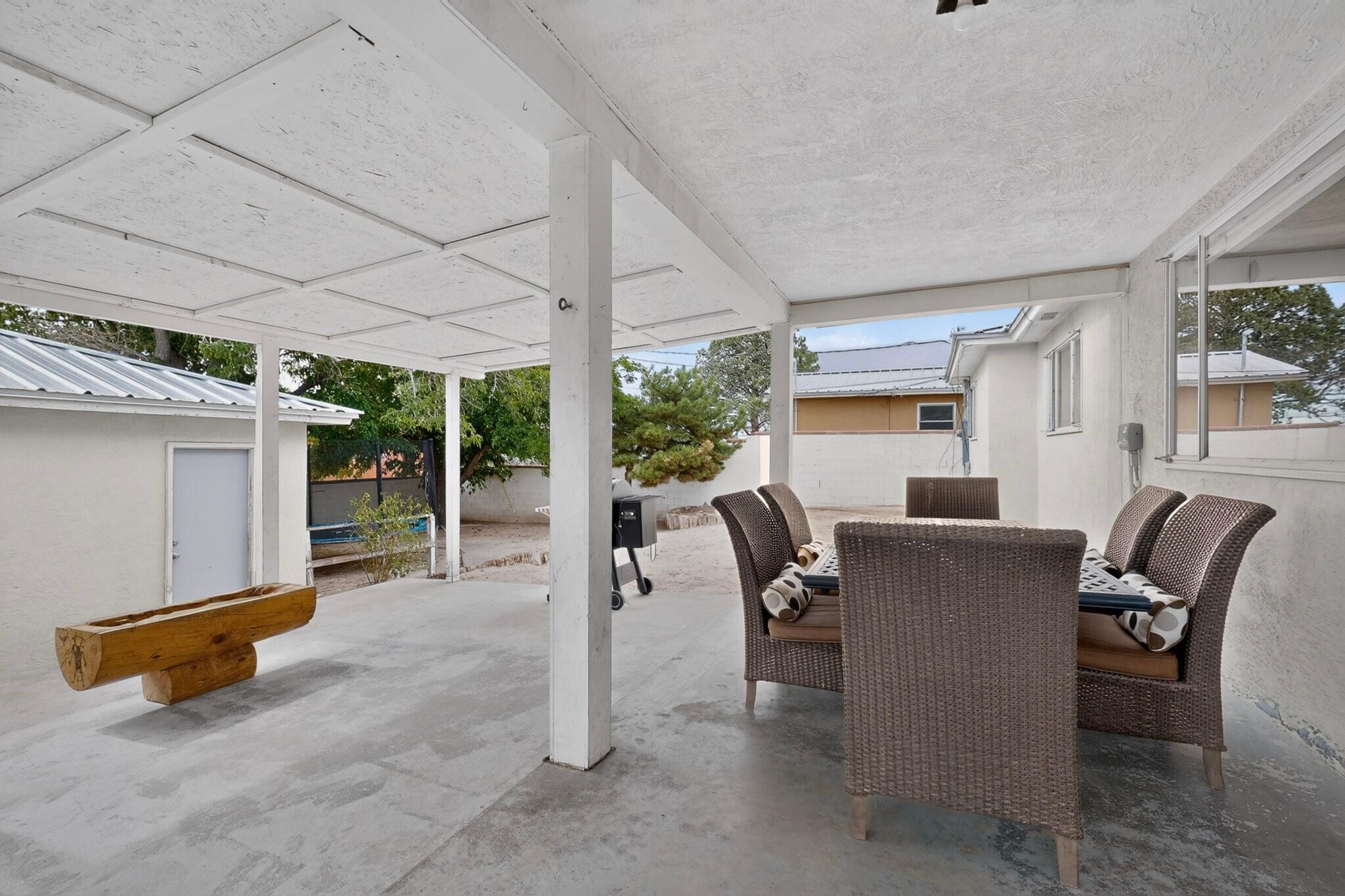 Photo 5 — 1401 Dartmouth Drive NE