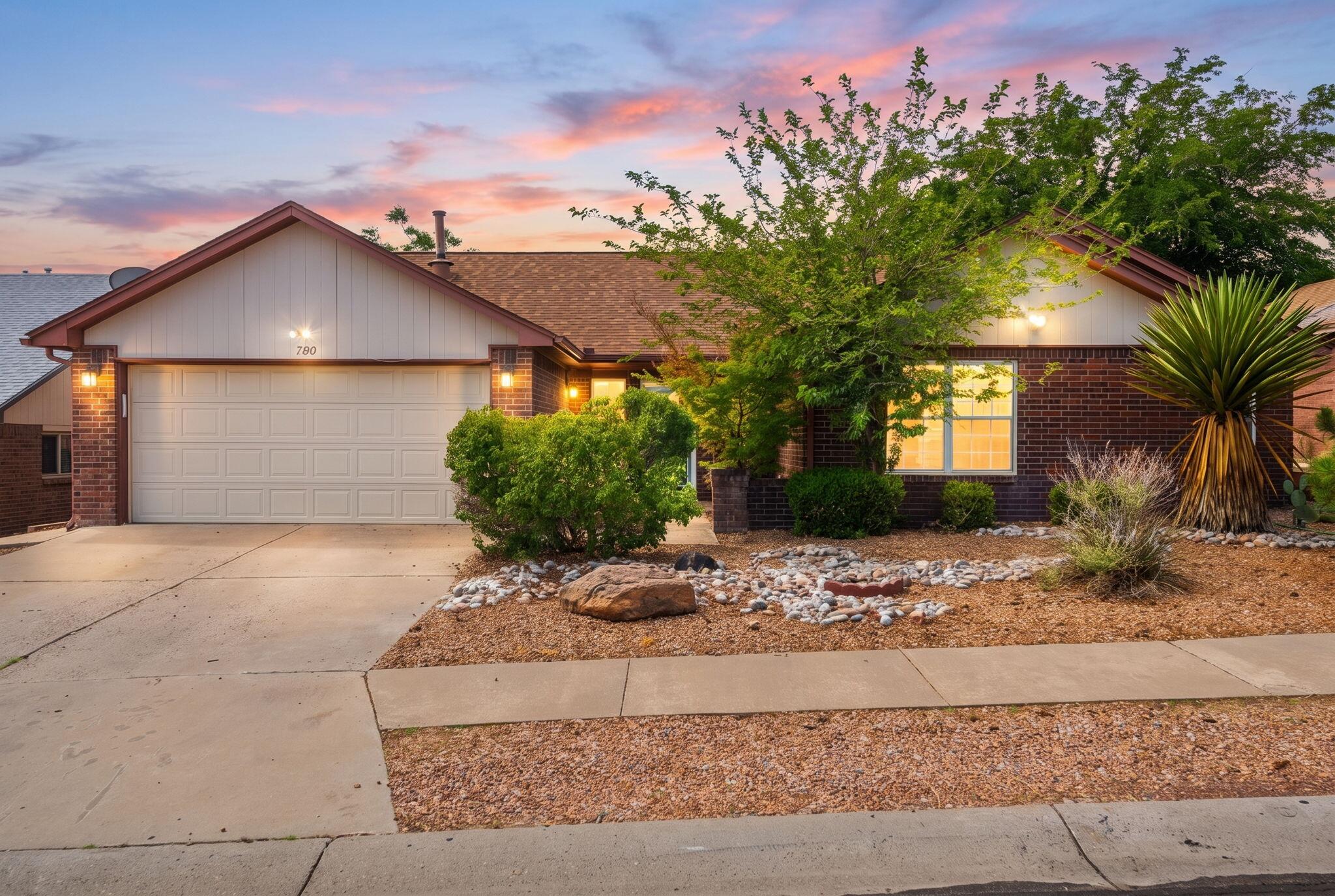 7200 Grange Avenue NW, Albuquerque, NM 87120