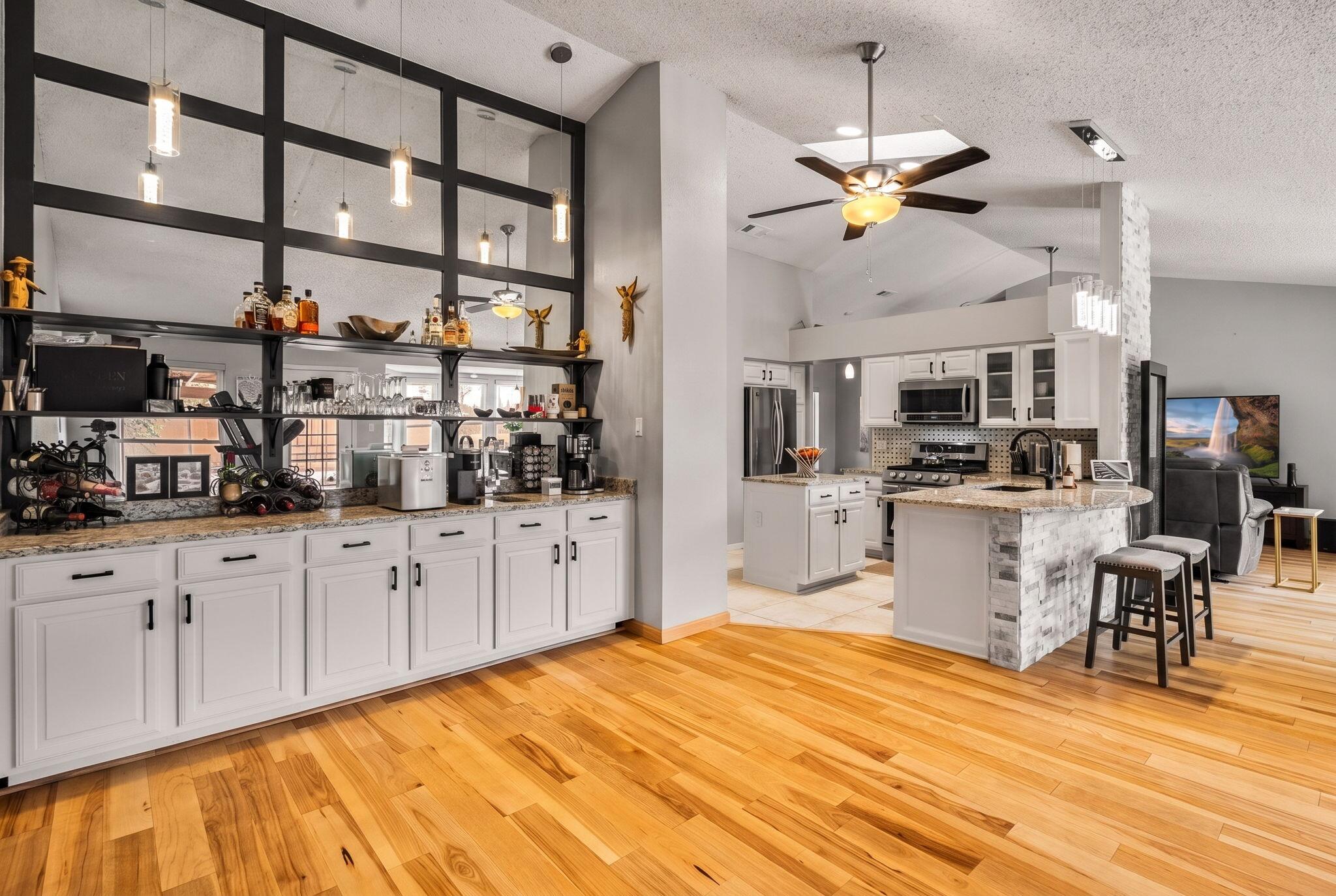 Photo 12 — 7200 Grange Avenue NW