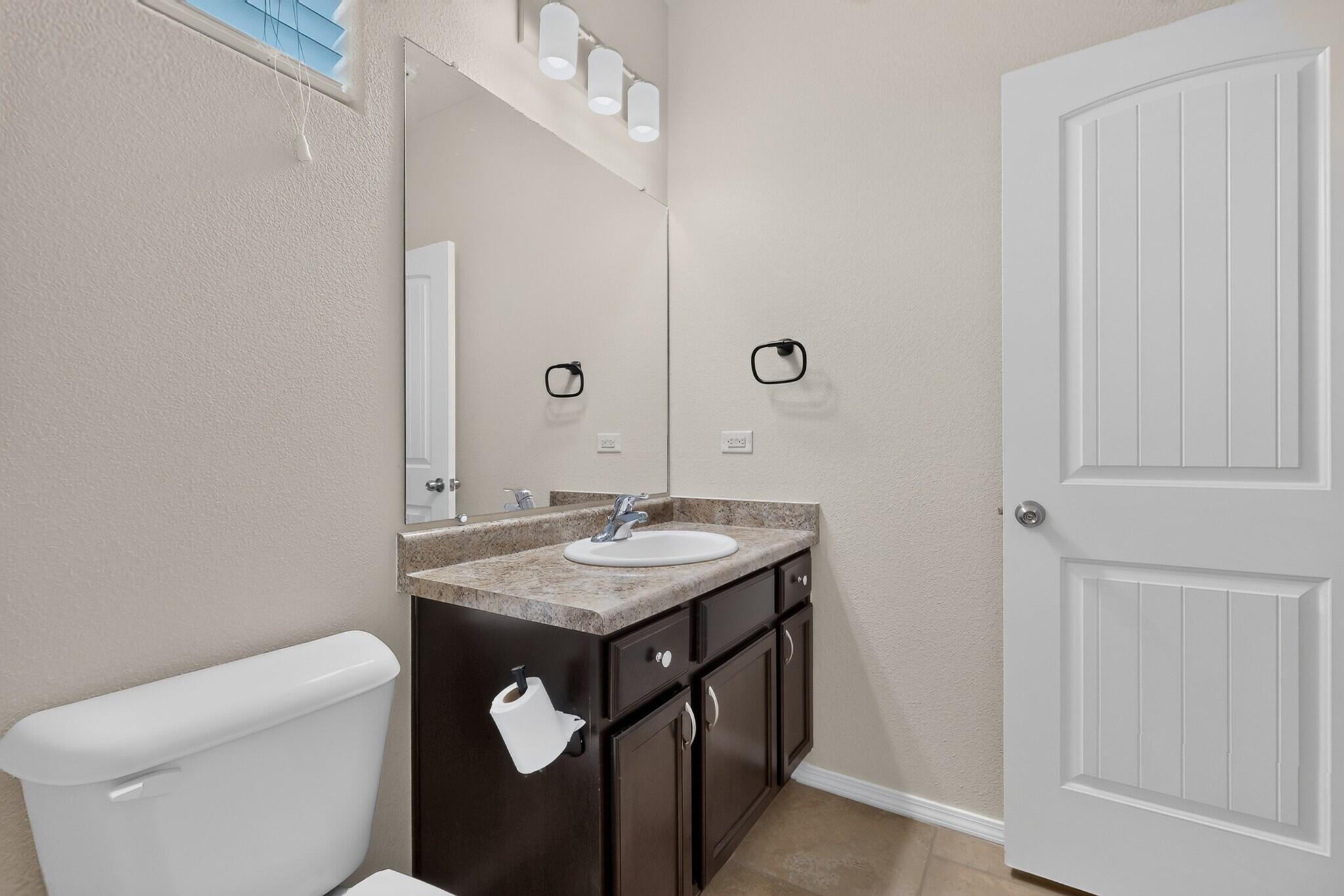 Photo 9 — 7119 Wasilla Drive NE