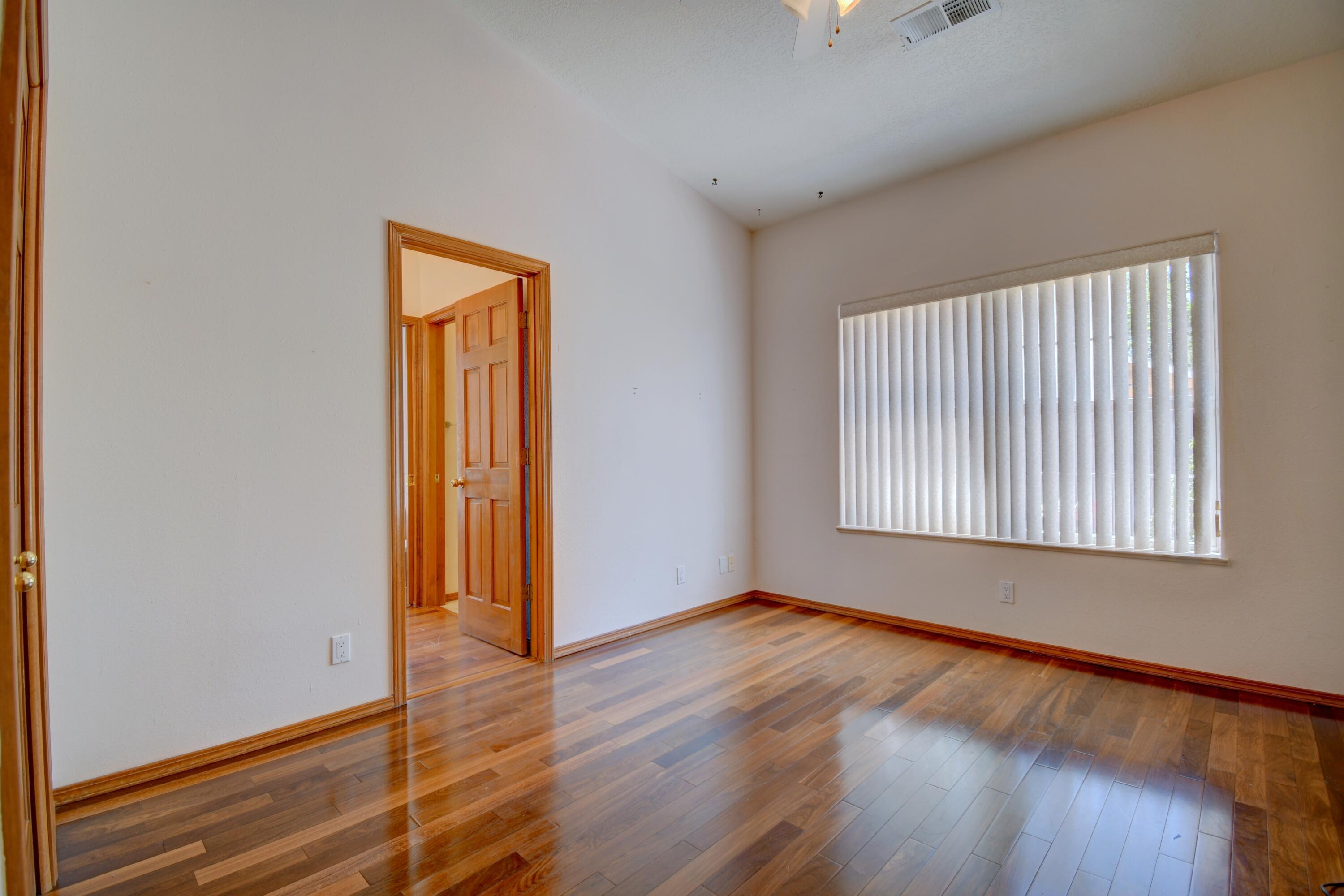 Photo 19 — 12700 Punta De Vista Place NE