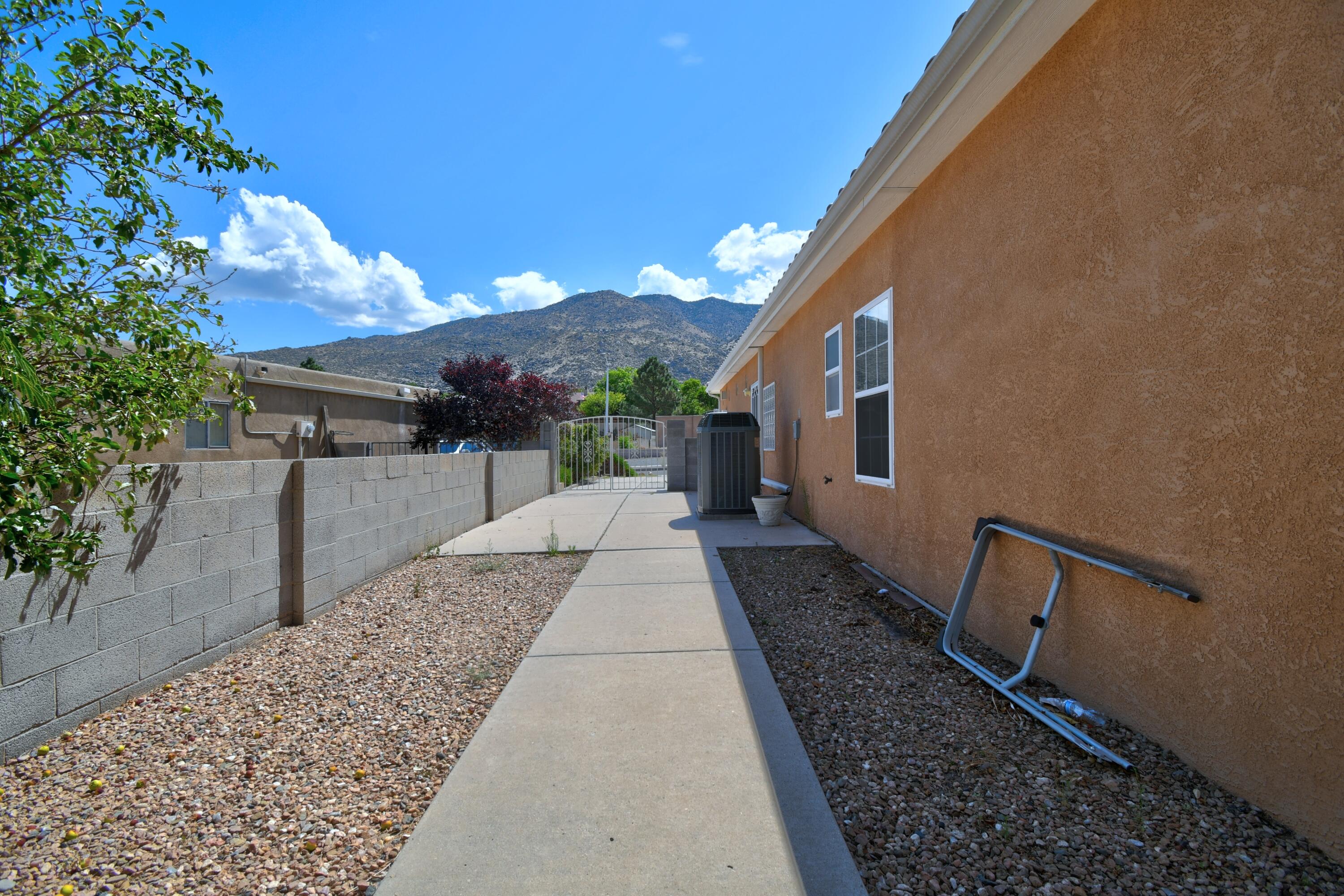 Photo 7 — 12700 Punta De Vista Place NE