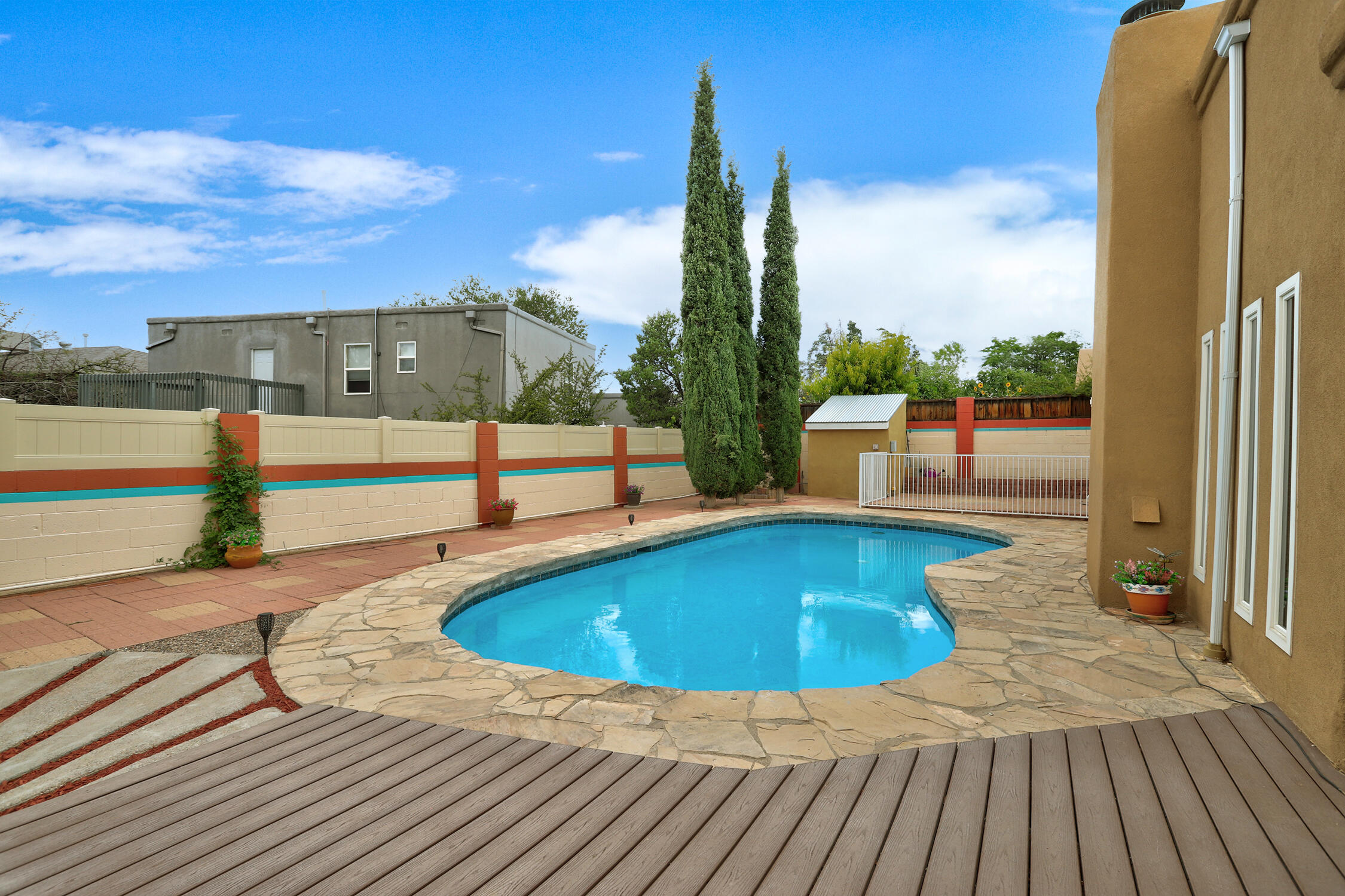 Photo 15 — 9211 Cascajo Drive NE