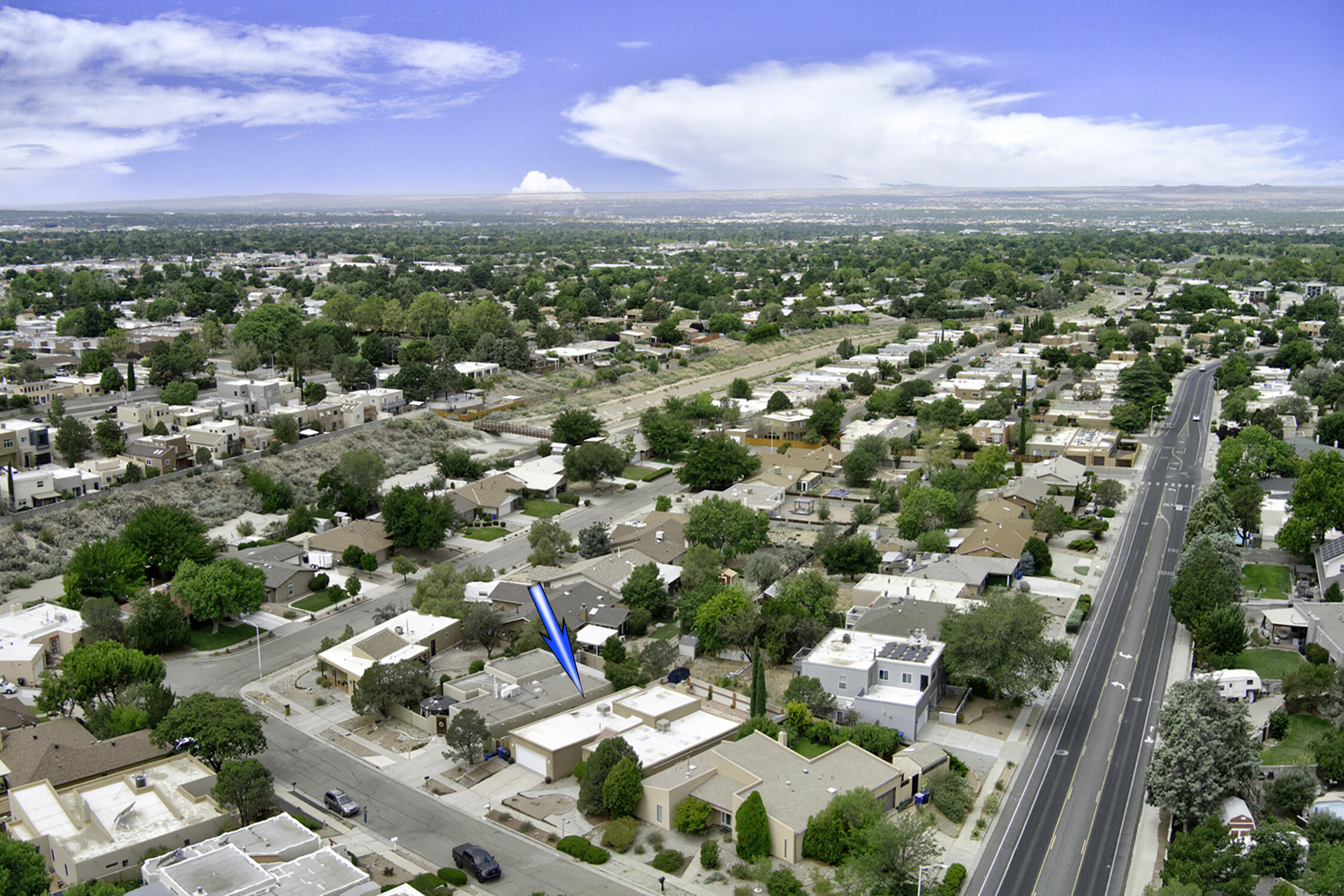 Photo 11 — 9211 Cascajo Drive NE