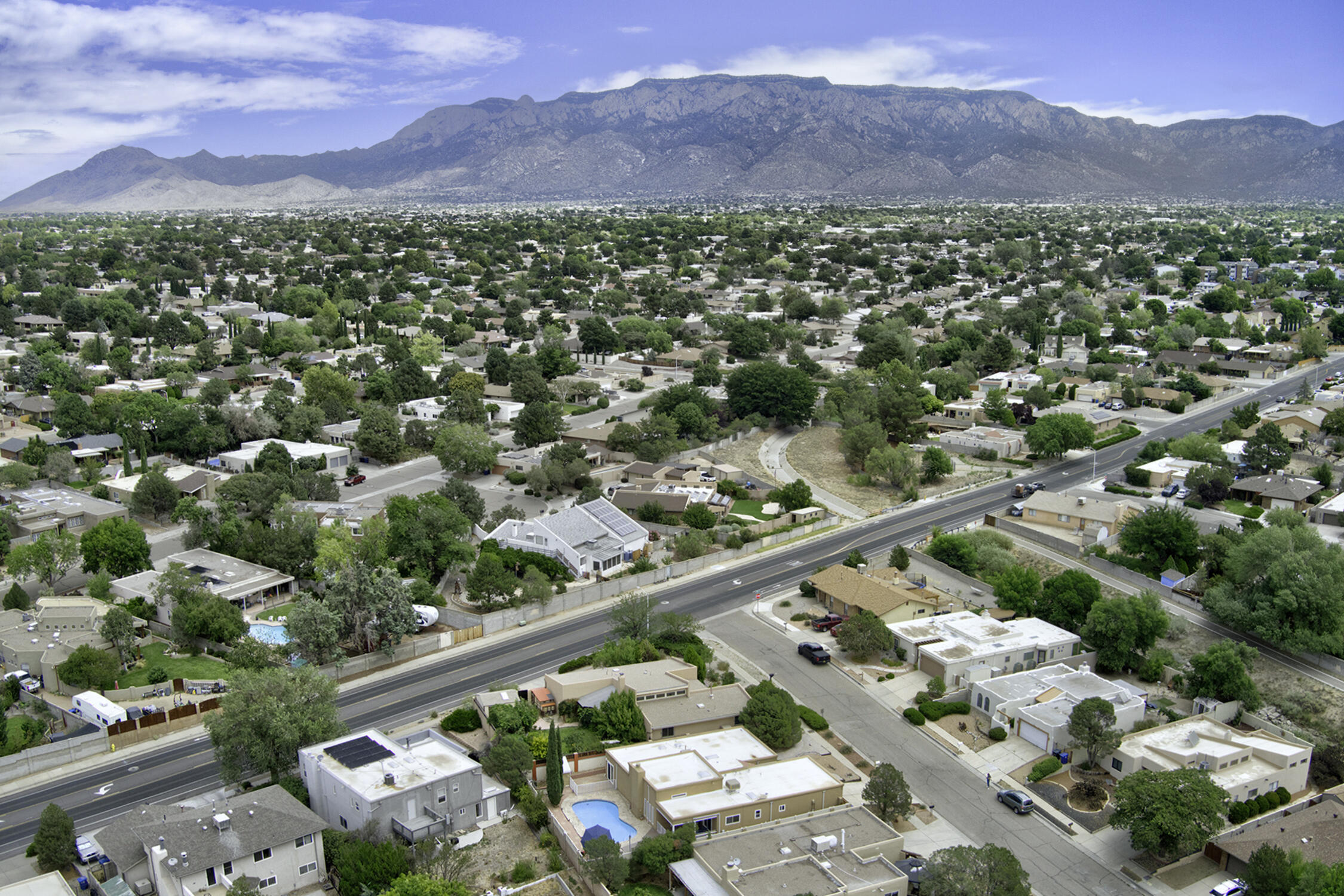 Photo 9 — 9211 Cascajo Drive NE