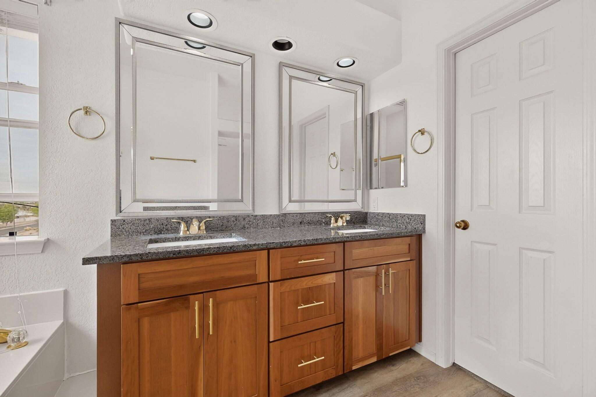 Photo 12 — 3173 Ashkirk Loop SE