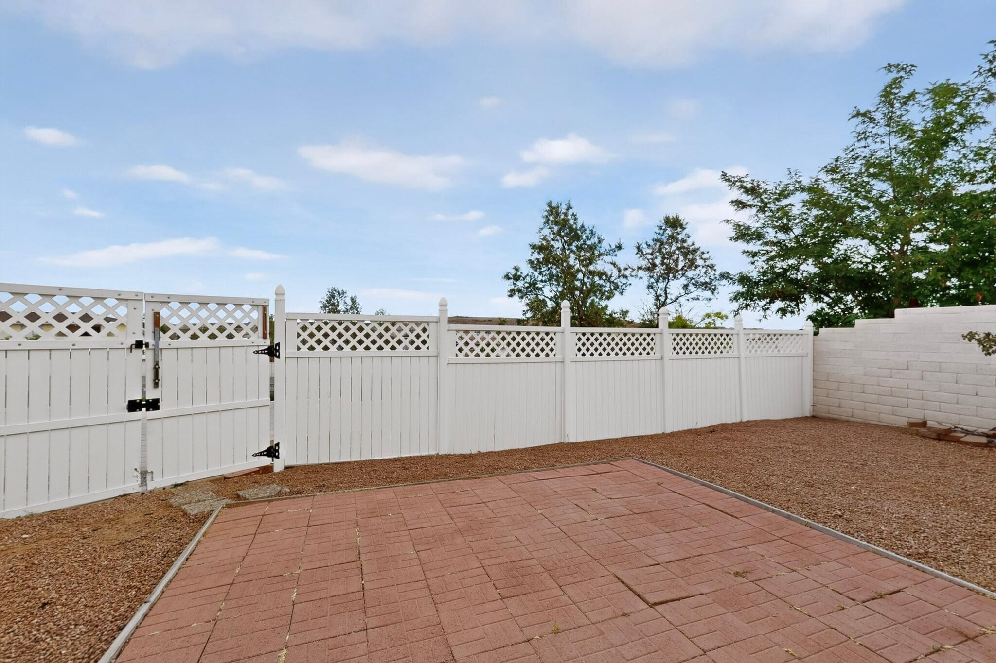 Photo 7 — 3173 Ashkirk Loop SE
