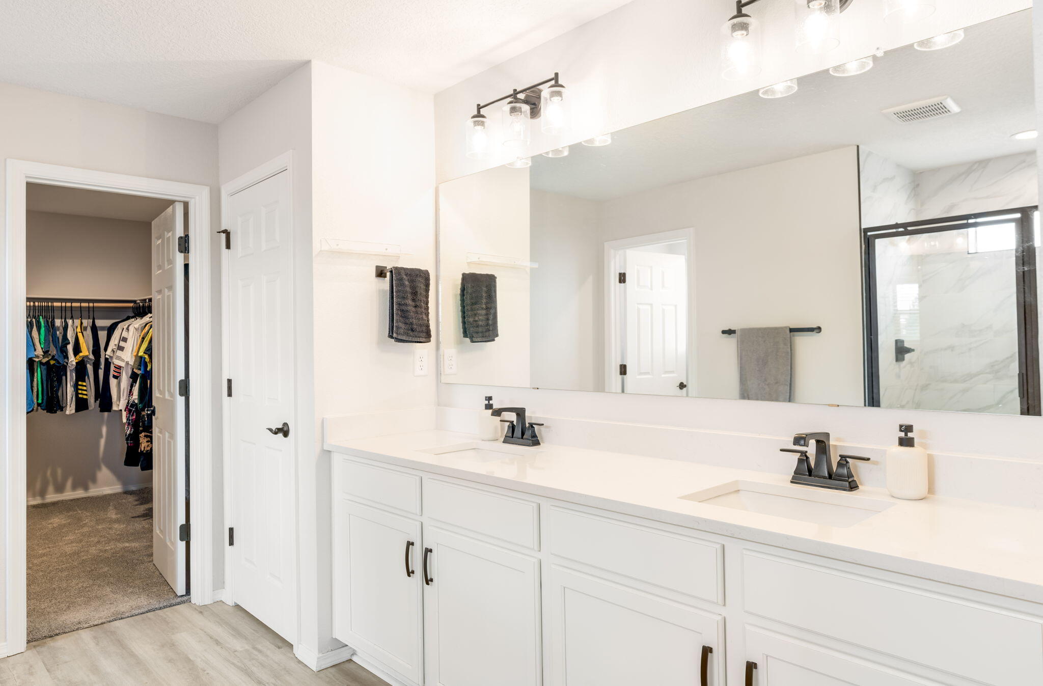 Photo 13 — 3206 Martuni Street SE