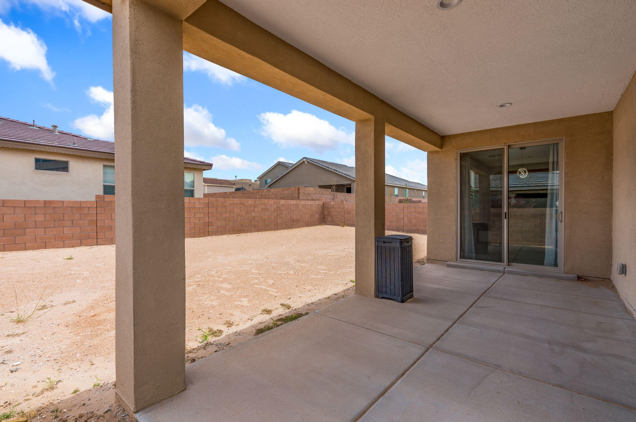 Photo 2 — 3206 Martuni Street SE