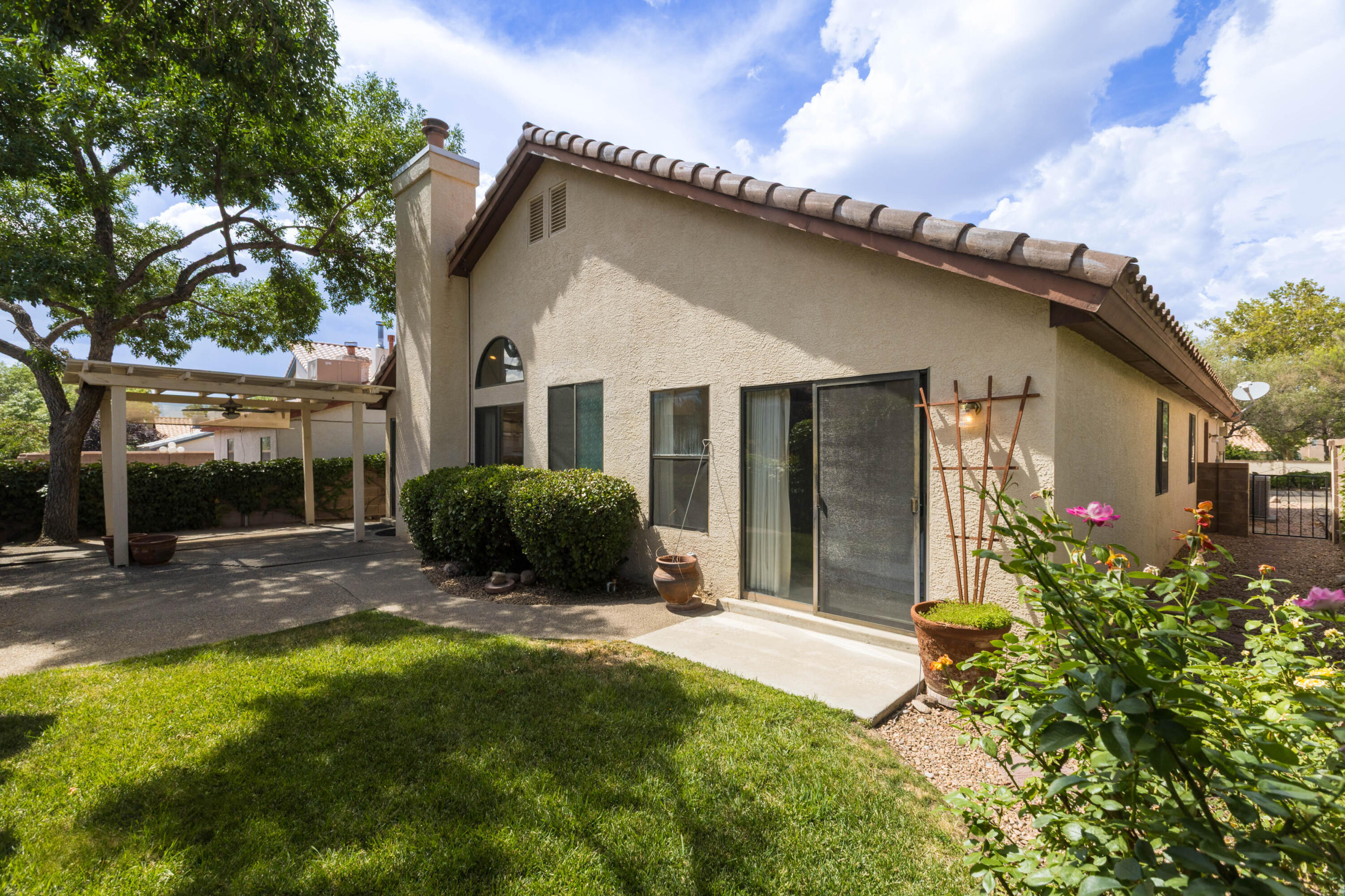 Photo 12 — 7816 Oakland Avenue NE