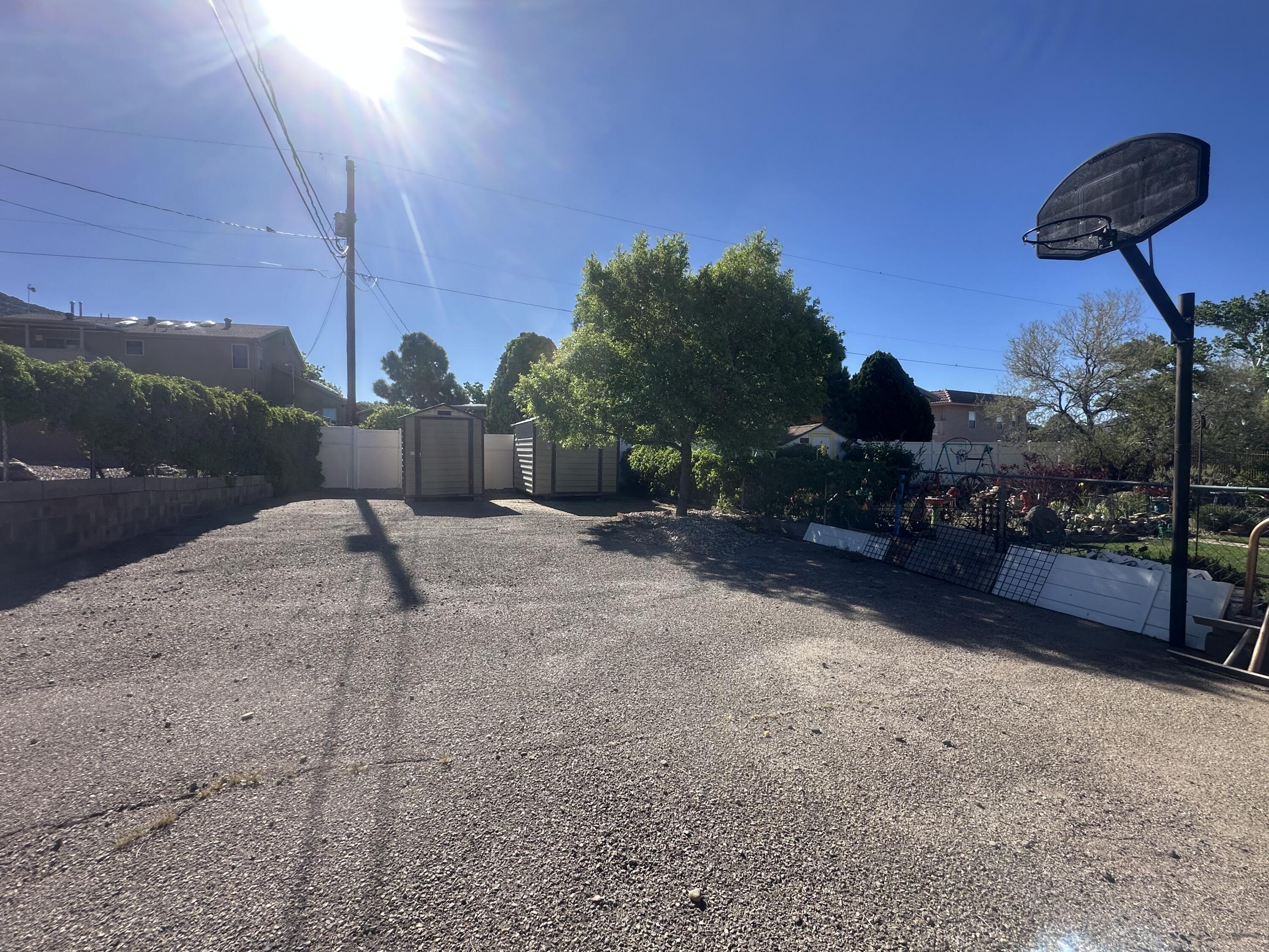 Photo 4 — 206 Wells Drive NE