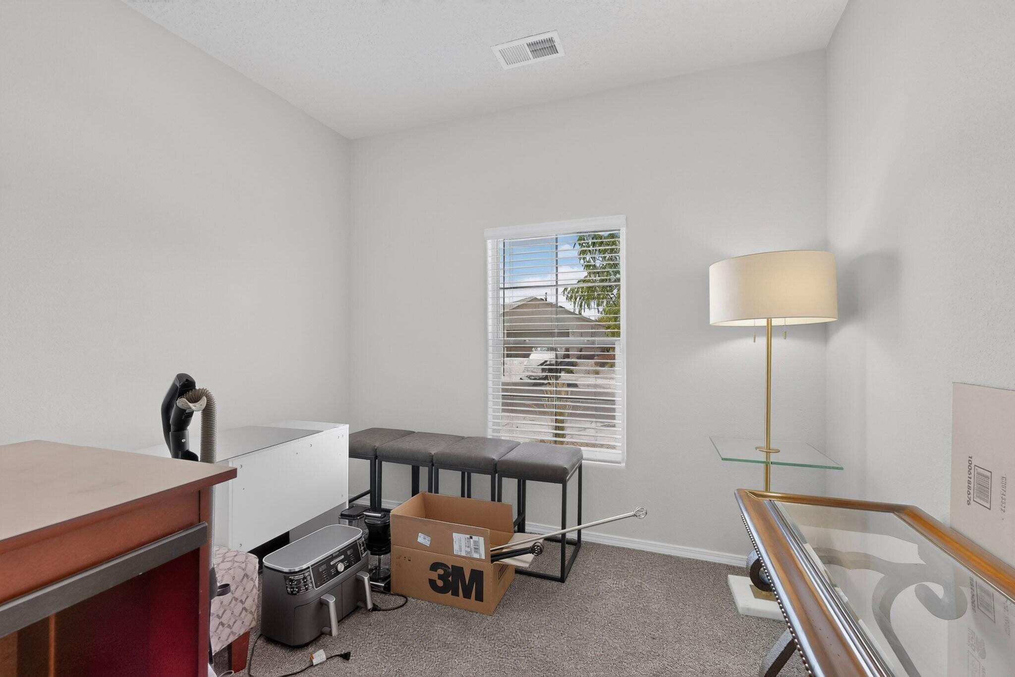 Photo 5 — 10604 Valedon Lane SW