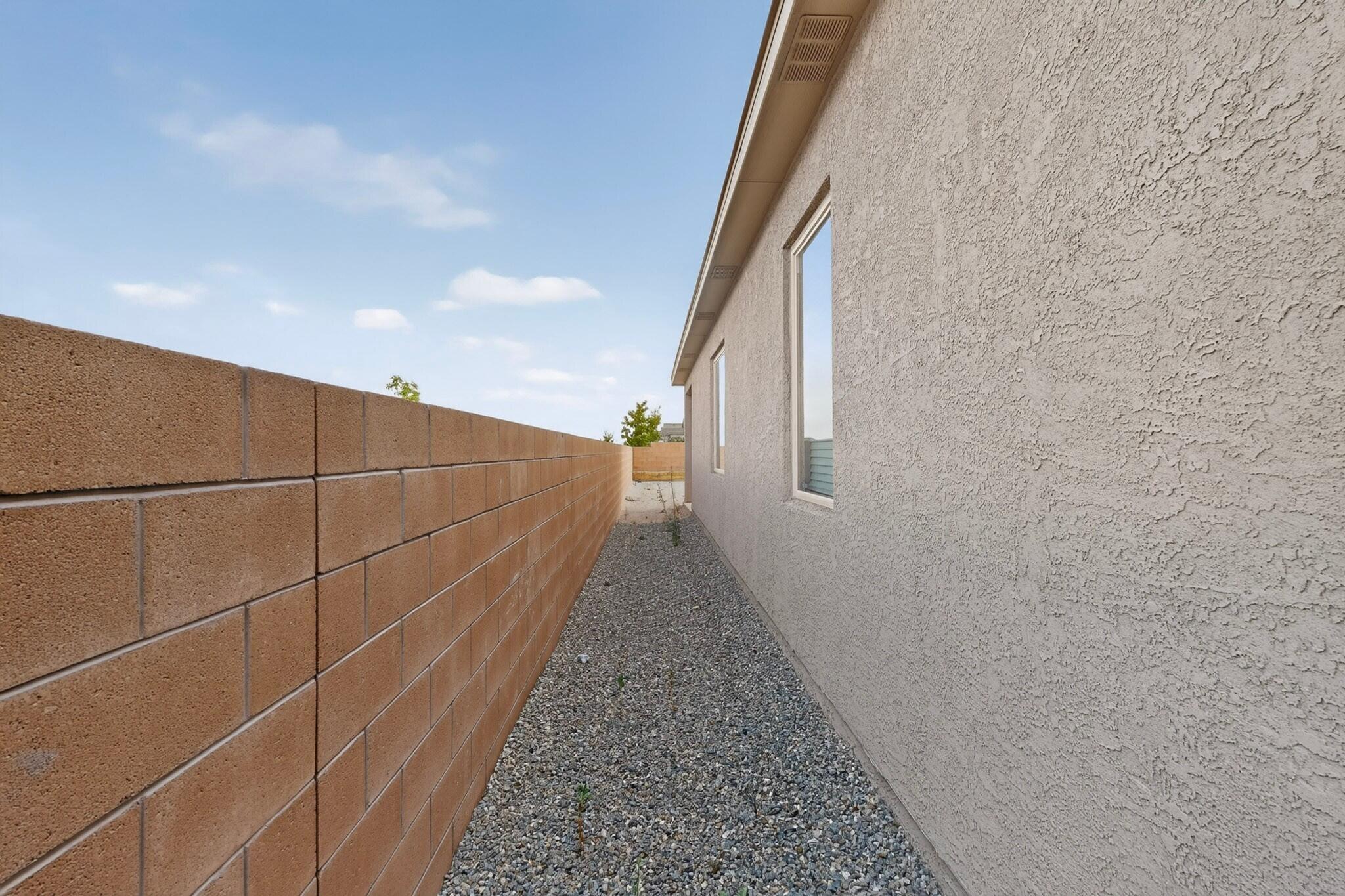 Photo 14 — 10604 Valedon Lane SW