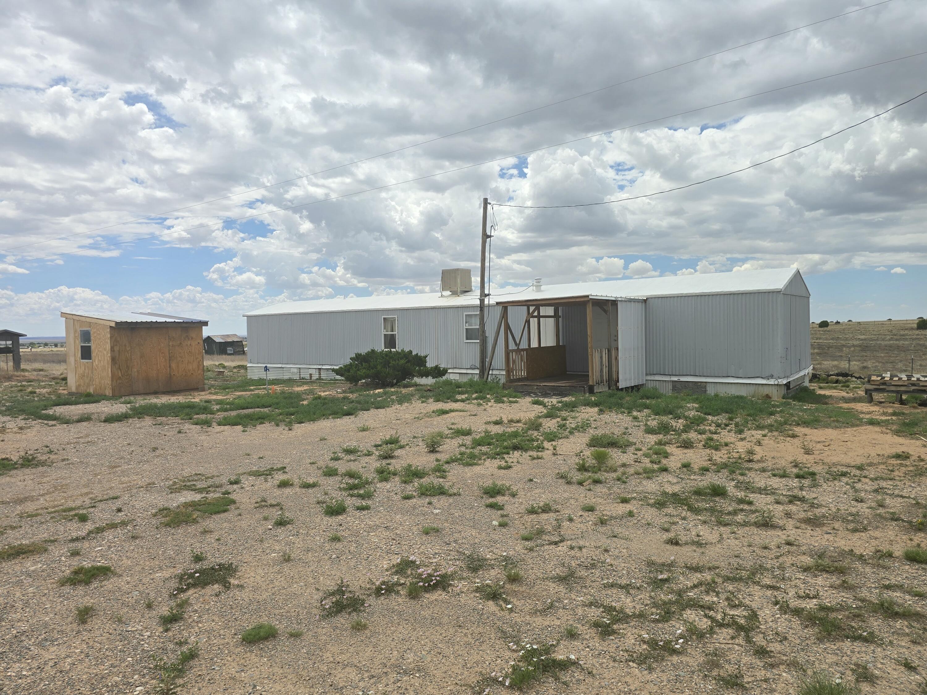 32 Adams Lane, Moriarty, NM 87035