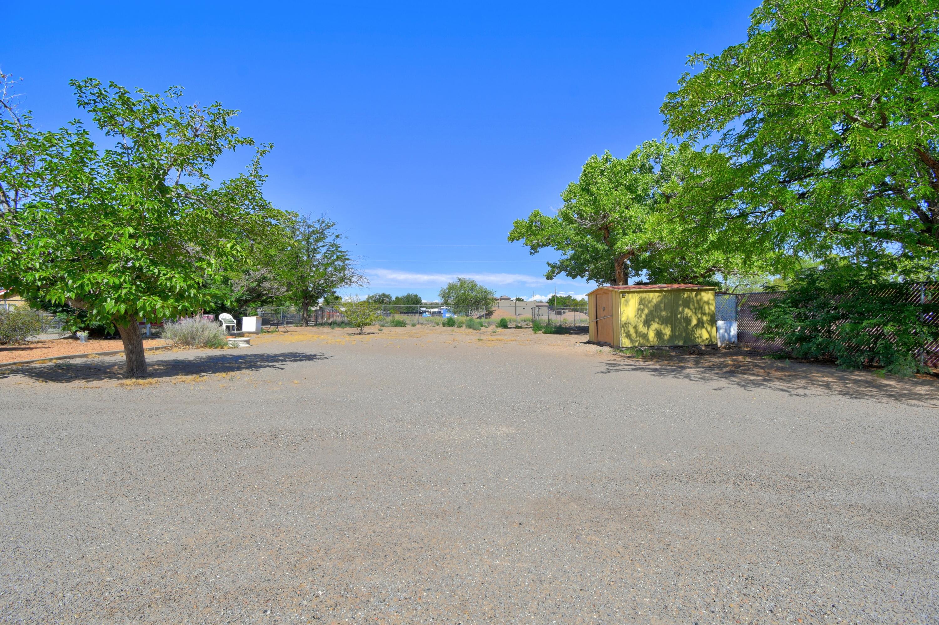Photo 16 — 1513 Aragon Road SW