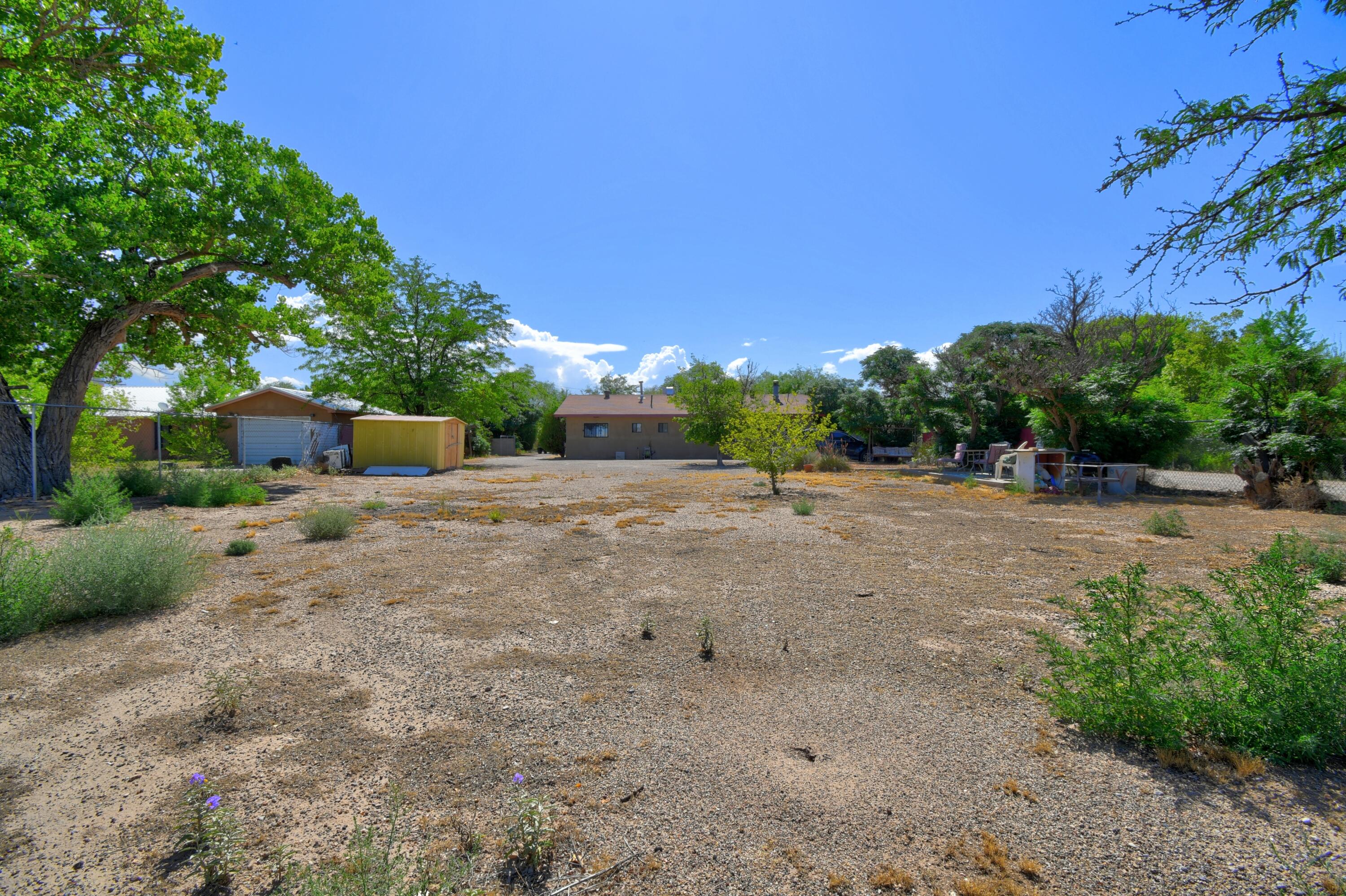 Photo 18 — 1513 Aragon Road SW