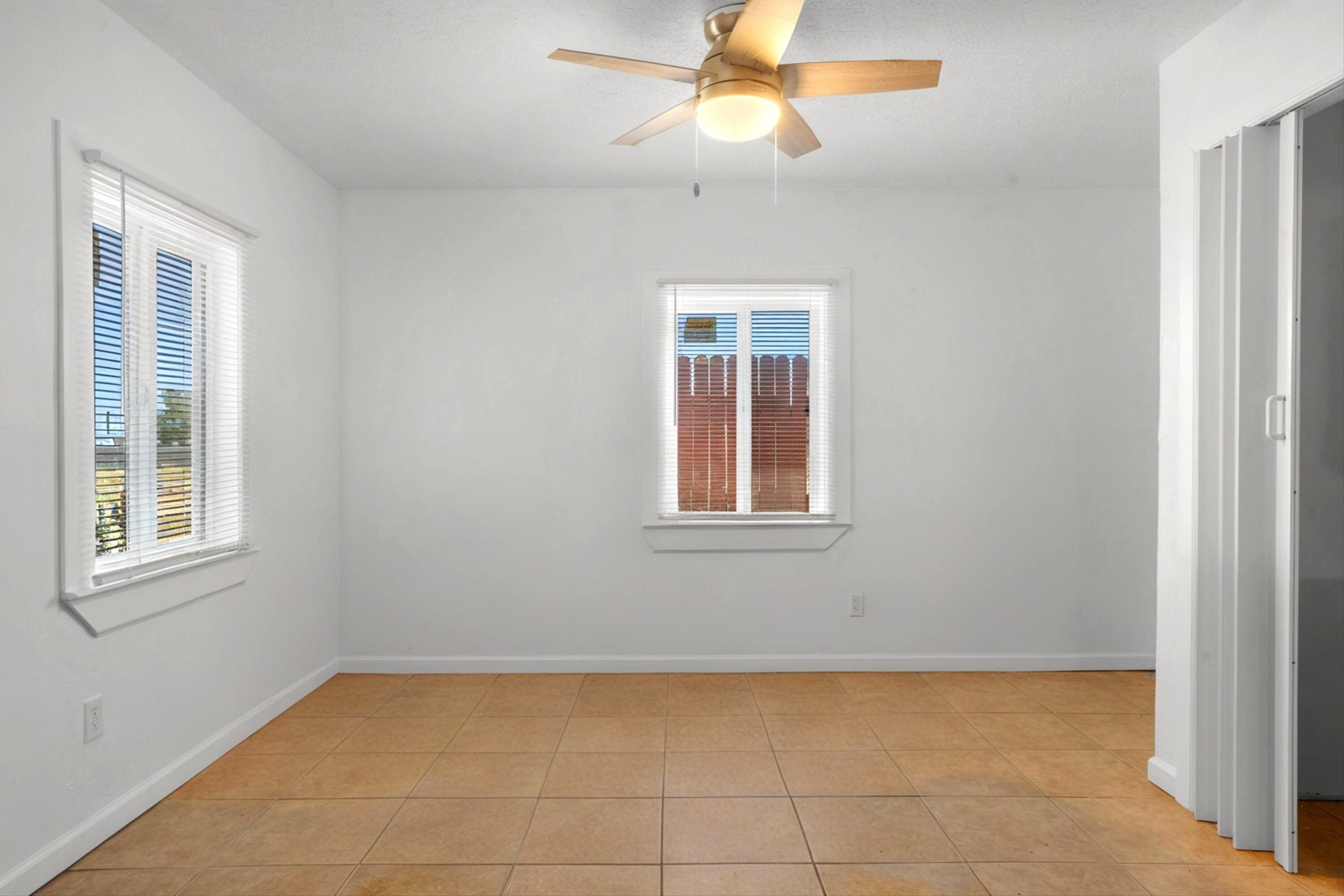 Photo 4 — 9621 Central Avenue NW C