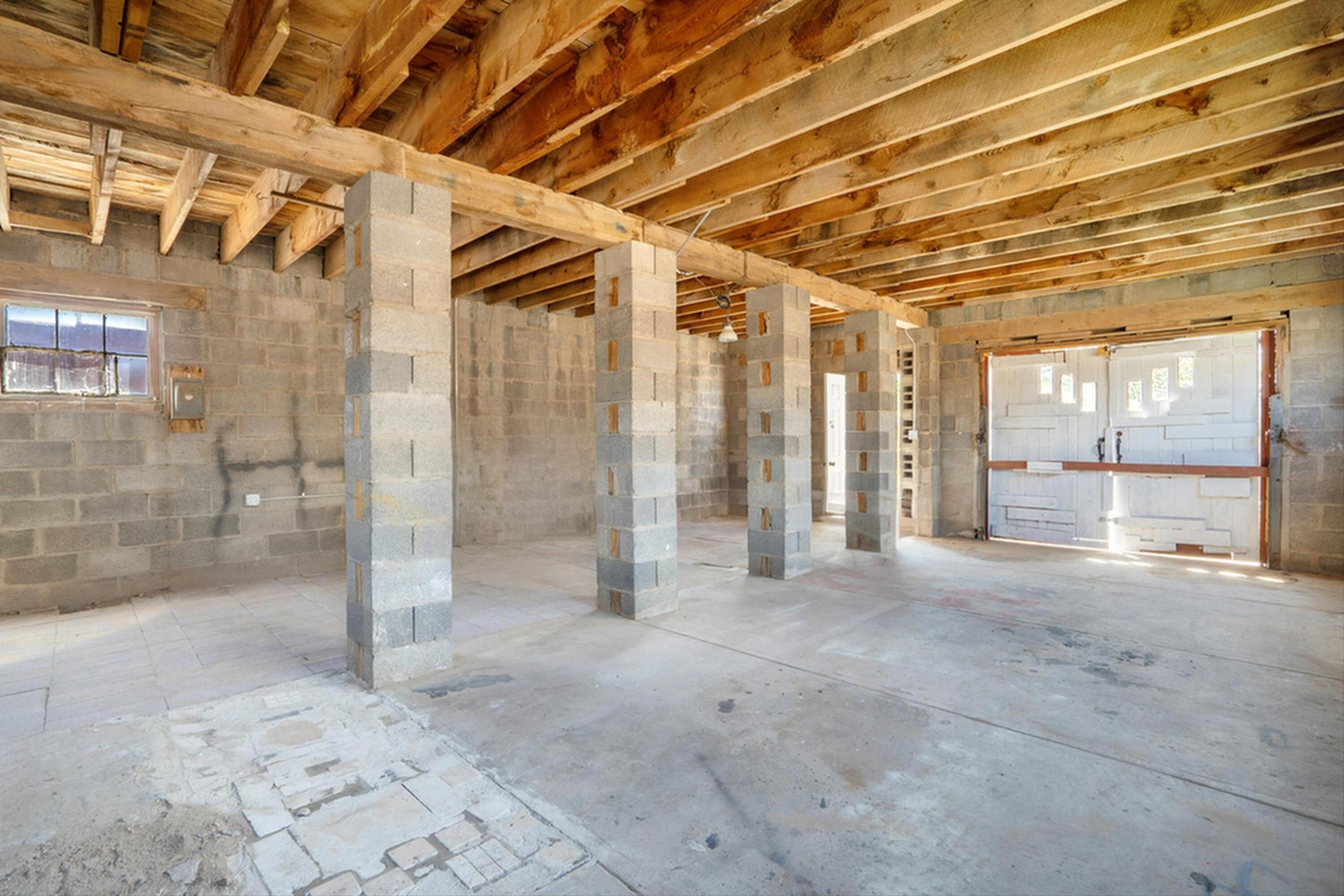 Photo 9 — 9621 Central Avenue NW C
