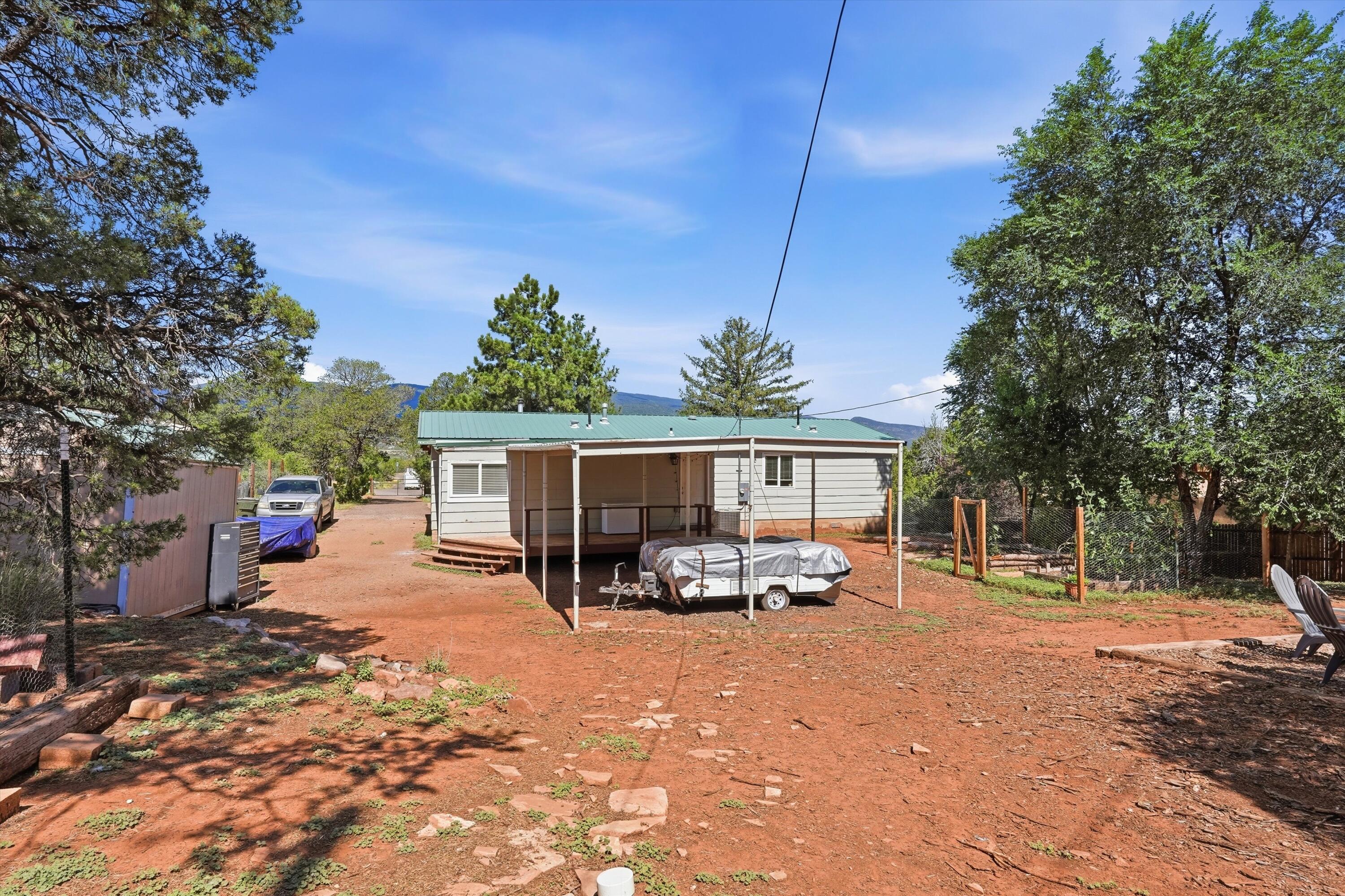 Photo 4 — 33 Jennifer Drive