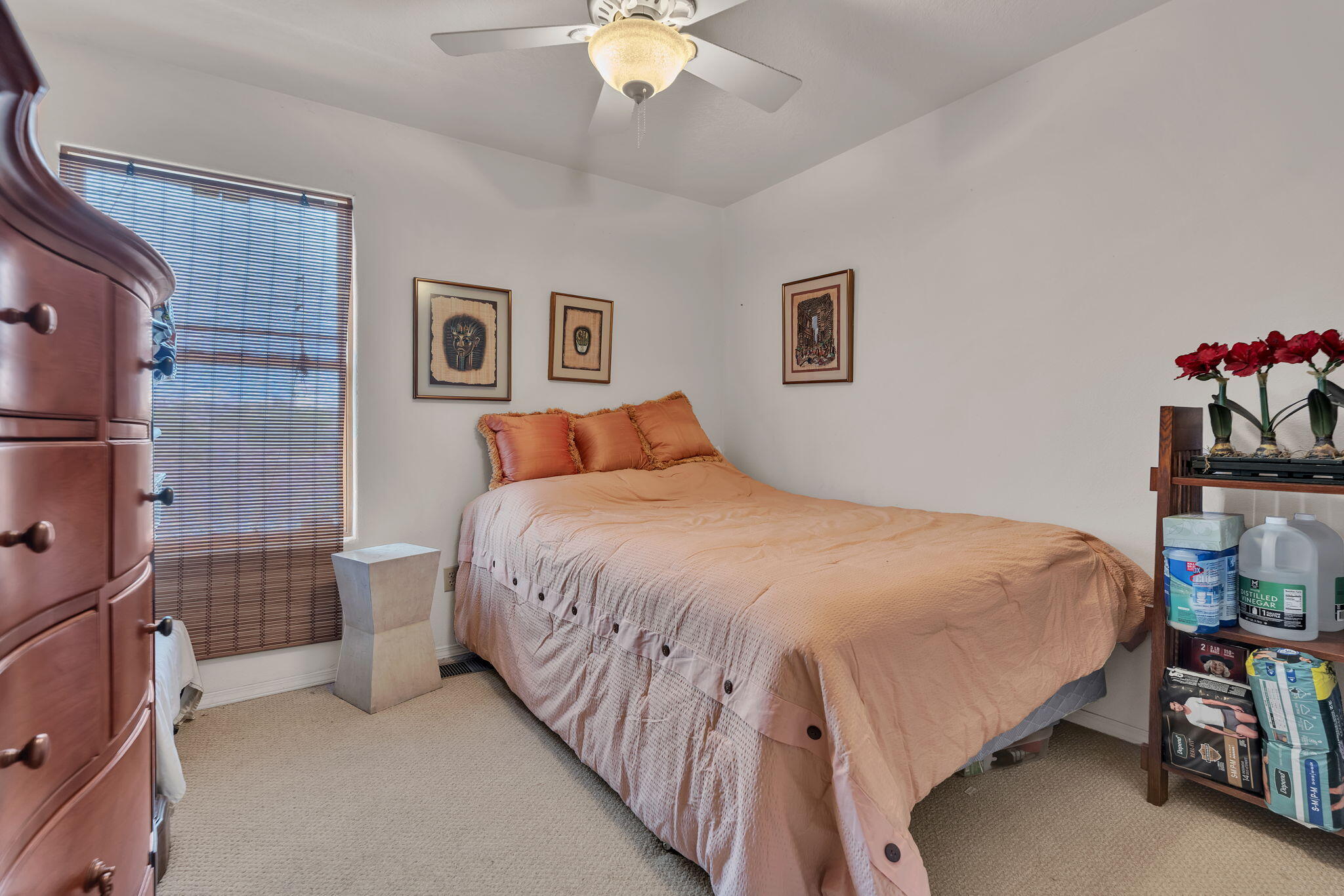 Photo 2 — 1449 Wilkes Way SE