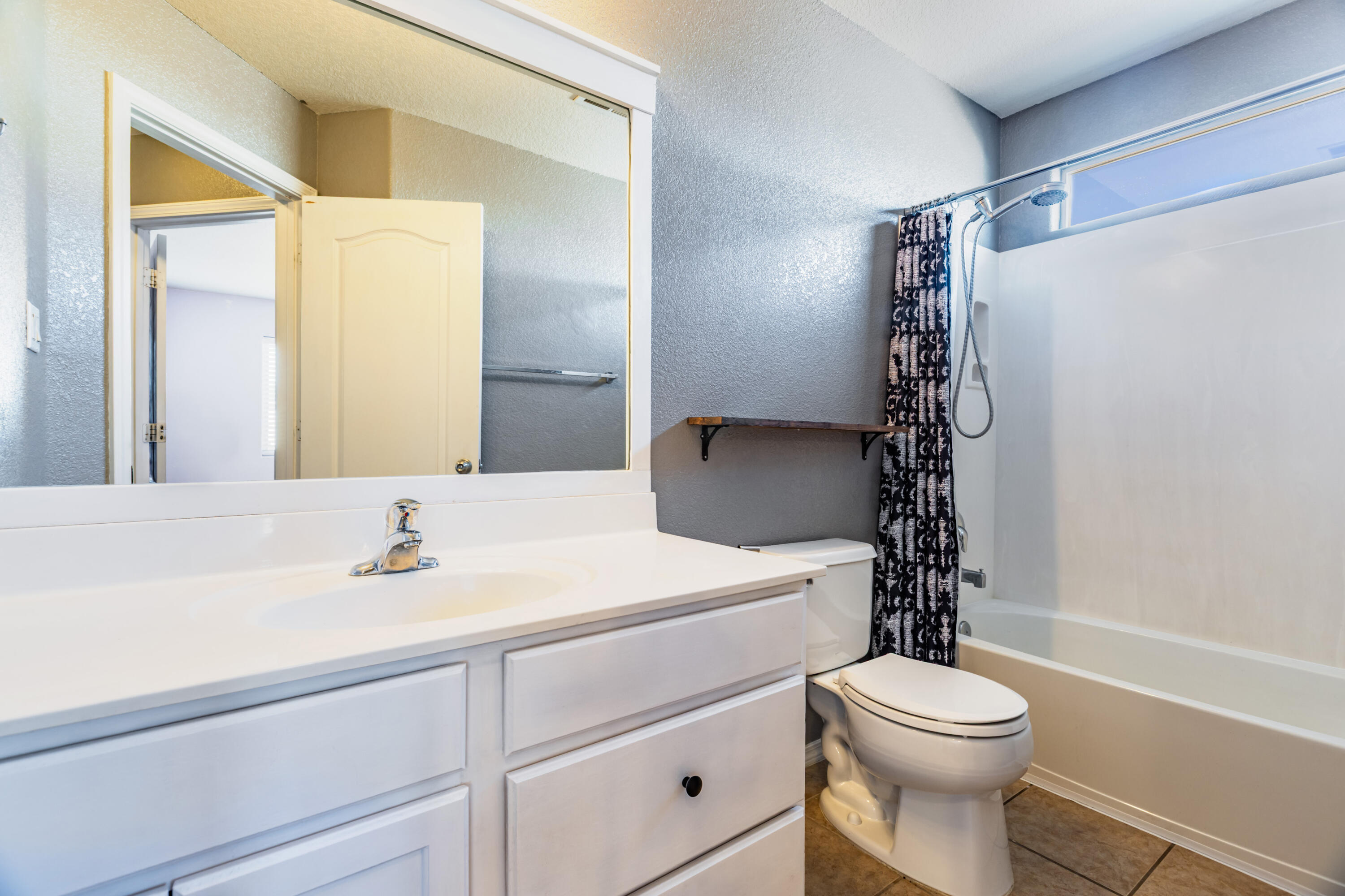 Photo 6 — 1014 Toscana Drive SE