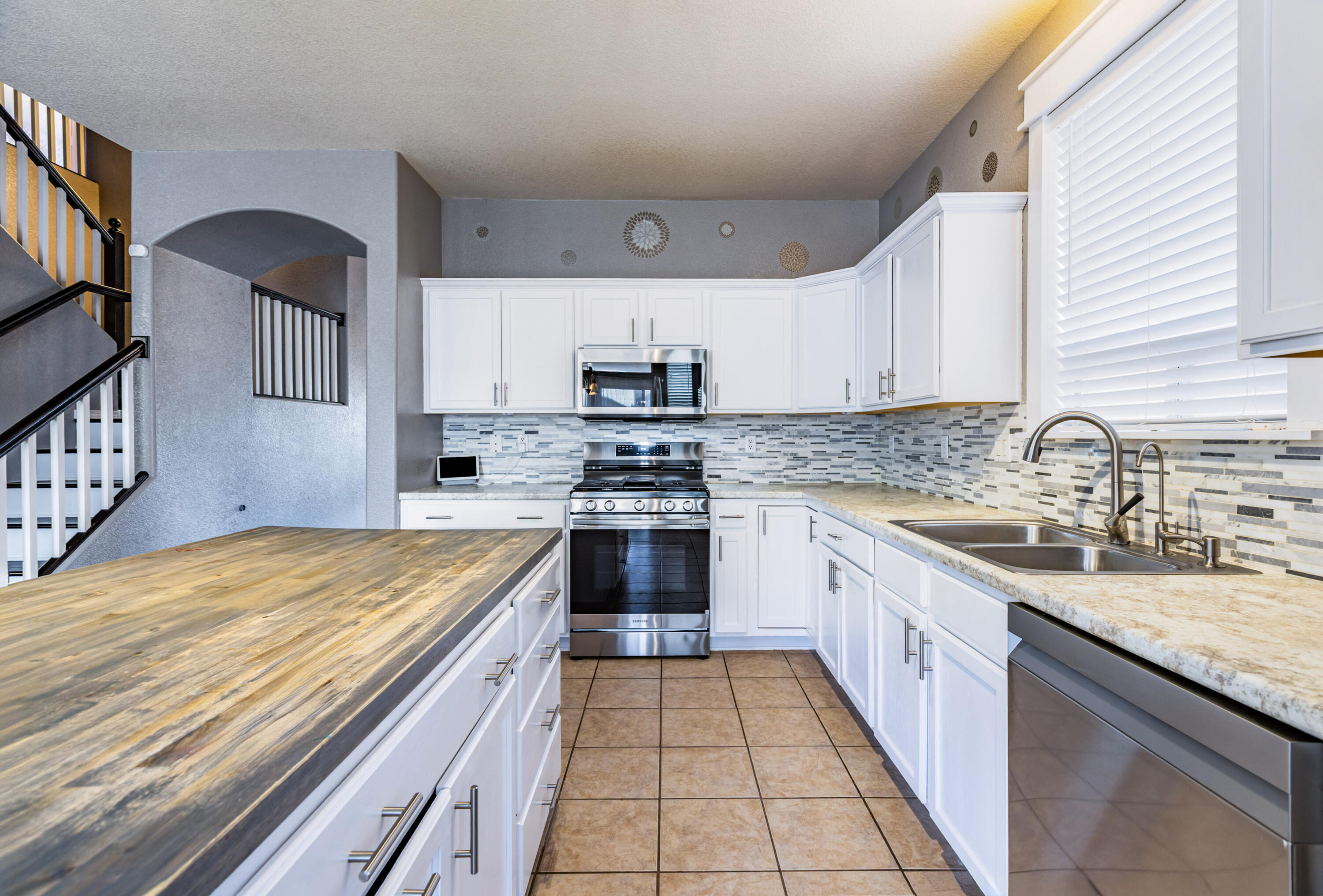 Photo 17 — 1014 Toscana Drive SE