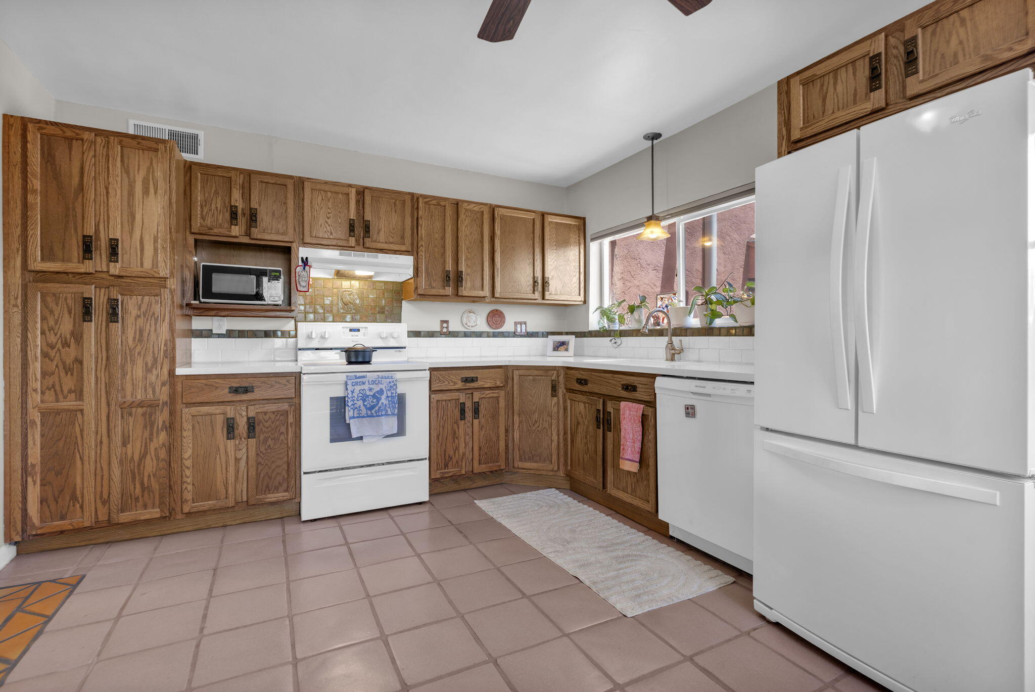 Photo 13 — 2213 Dora Avenue NW