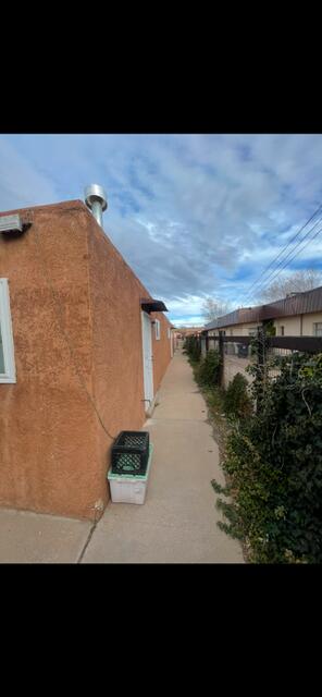 Photo 13 — 525 Valencia Drive SE